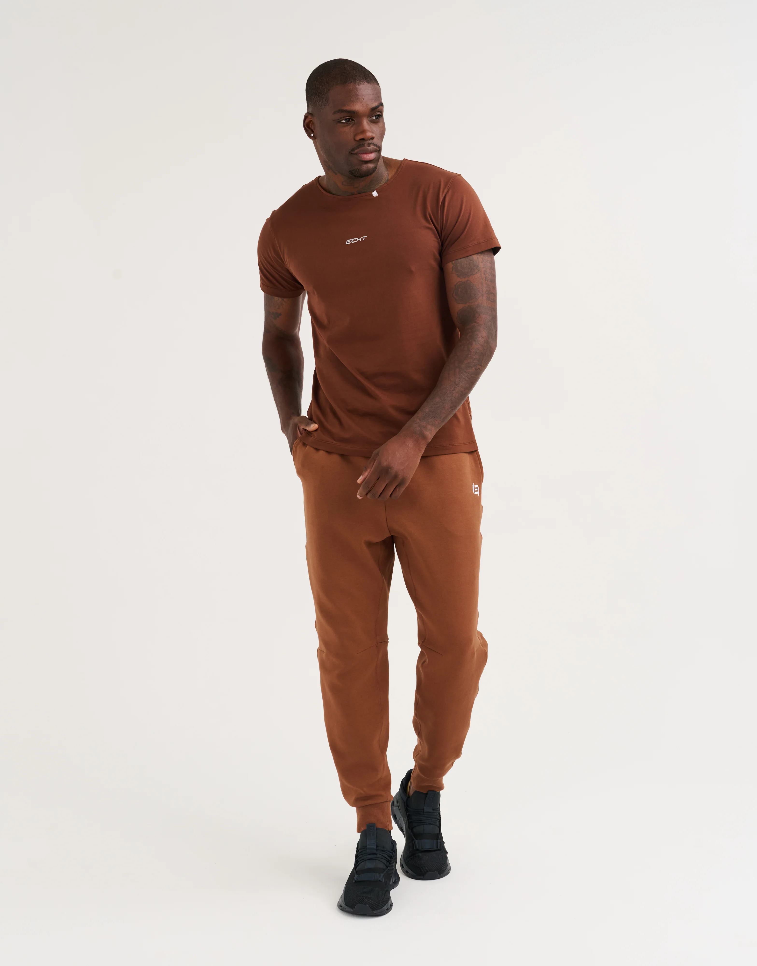 All Season T-Shirt - Brown - Image 4