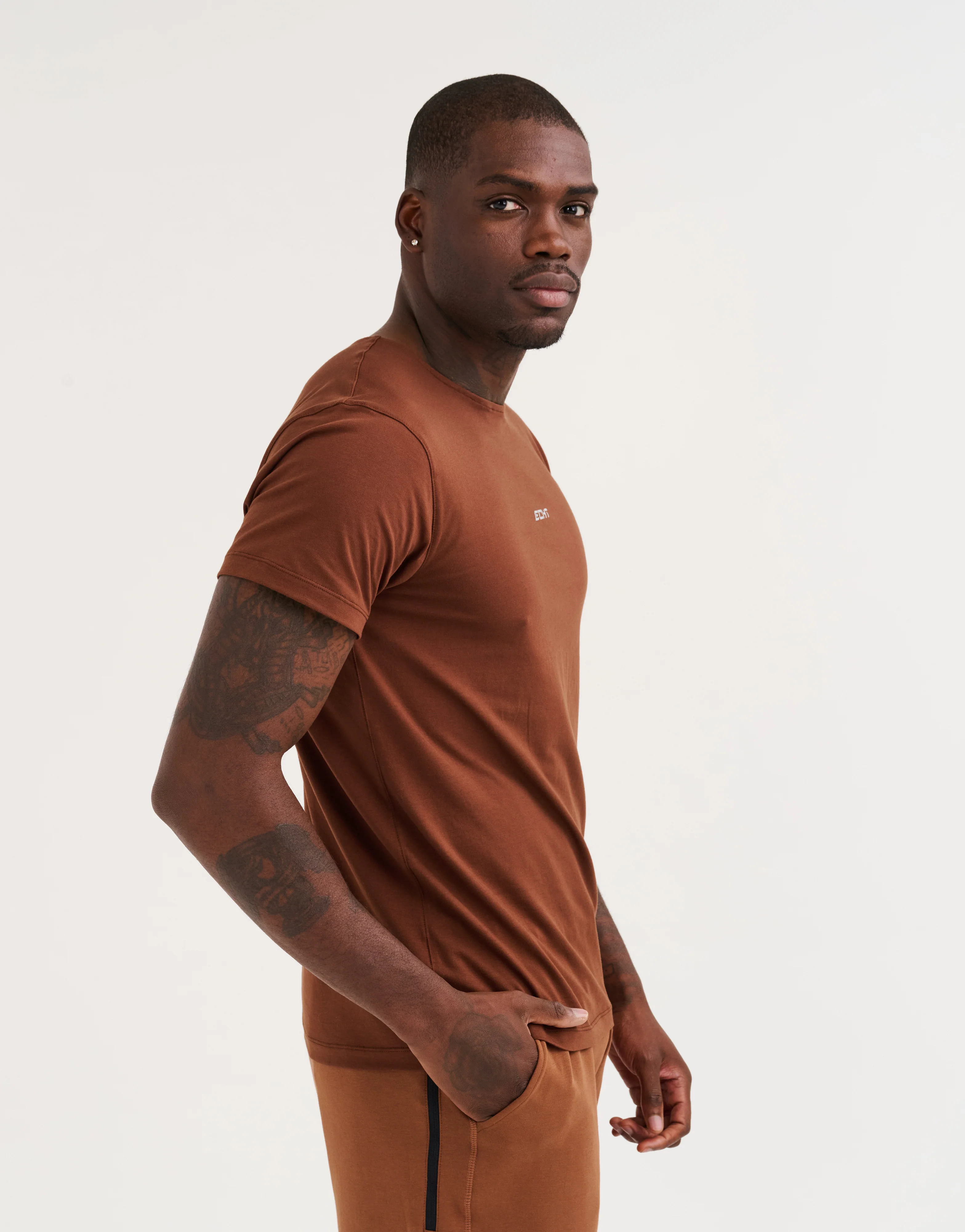 All Season T-Shirt - Brown - Image 5