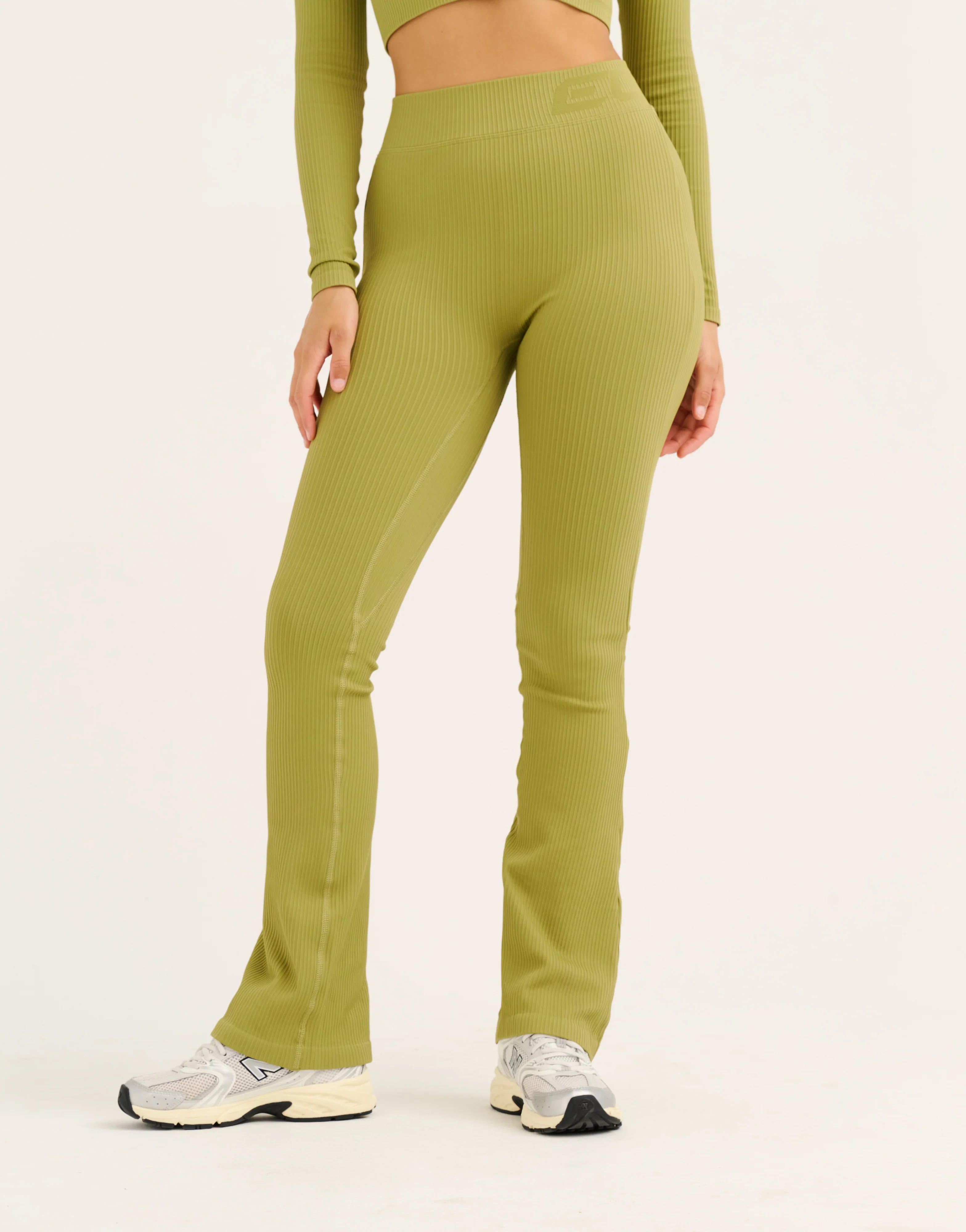 Arise Comfort Mid-Waist Flare Leggings - Olive - Image 3