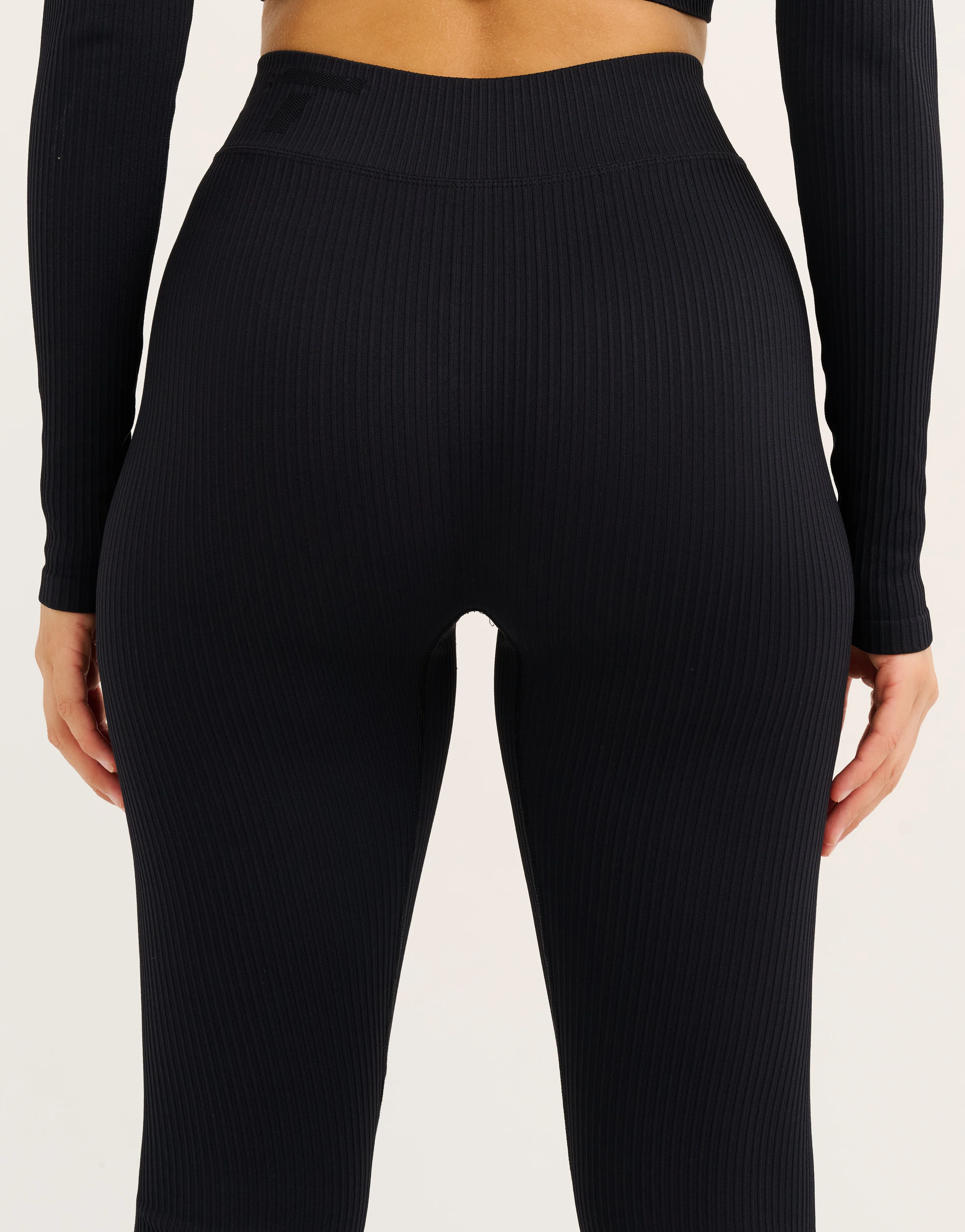Arise Comfort Mid-Waist Flare Leggings - Stealth Black - Image 7