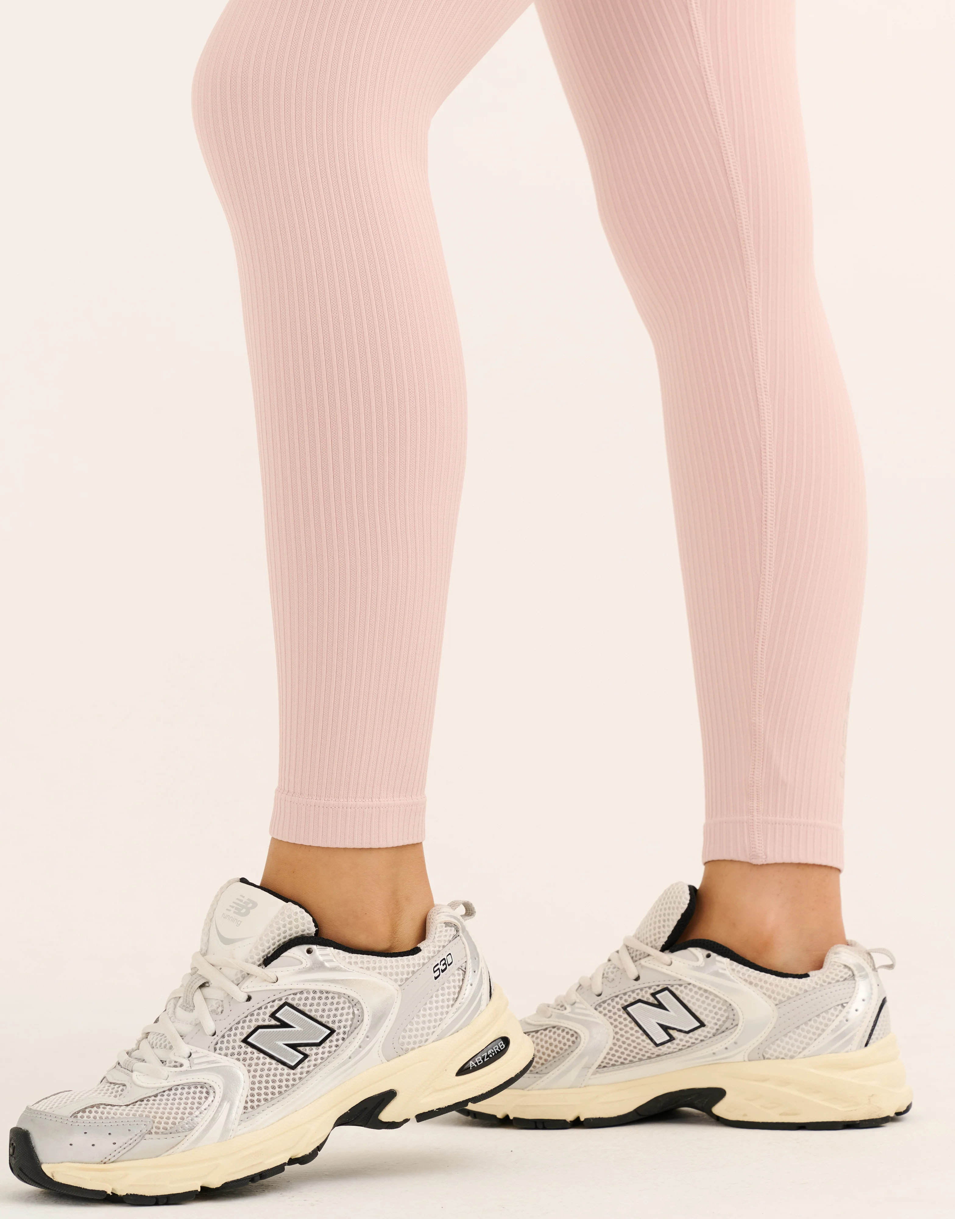 Arise Comfort Mid-Waist Leggings - Mauve - Image 10