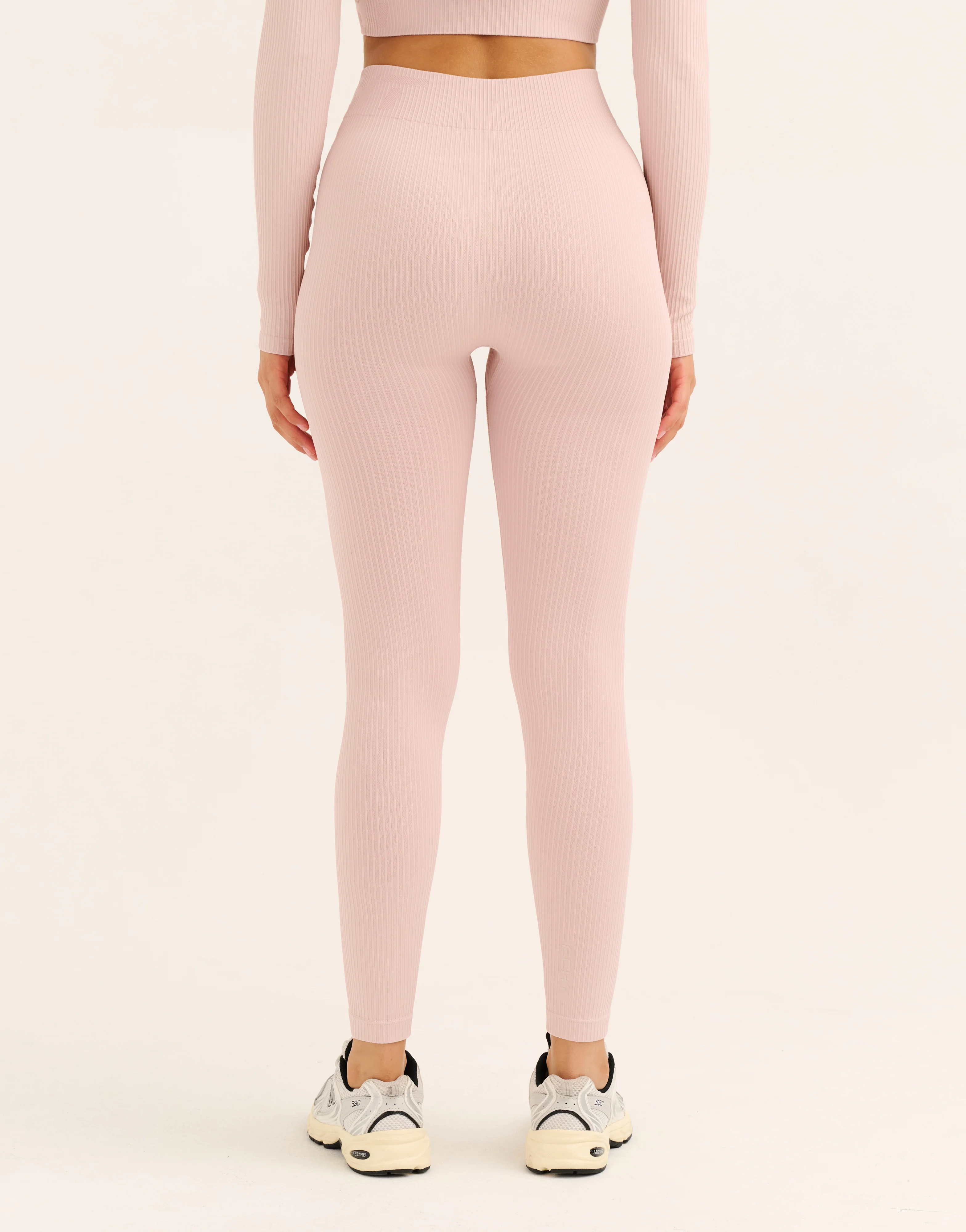 Arise Comfort Mid-Waist Leggings - Mauve - Image 5