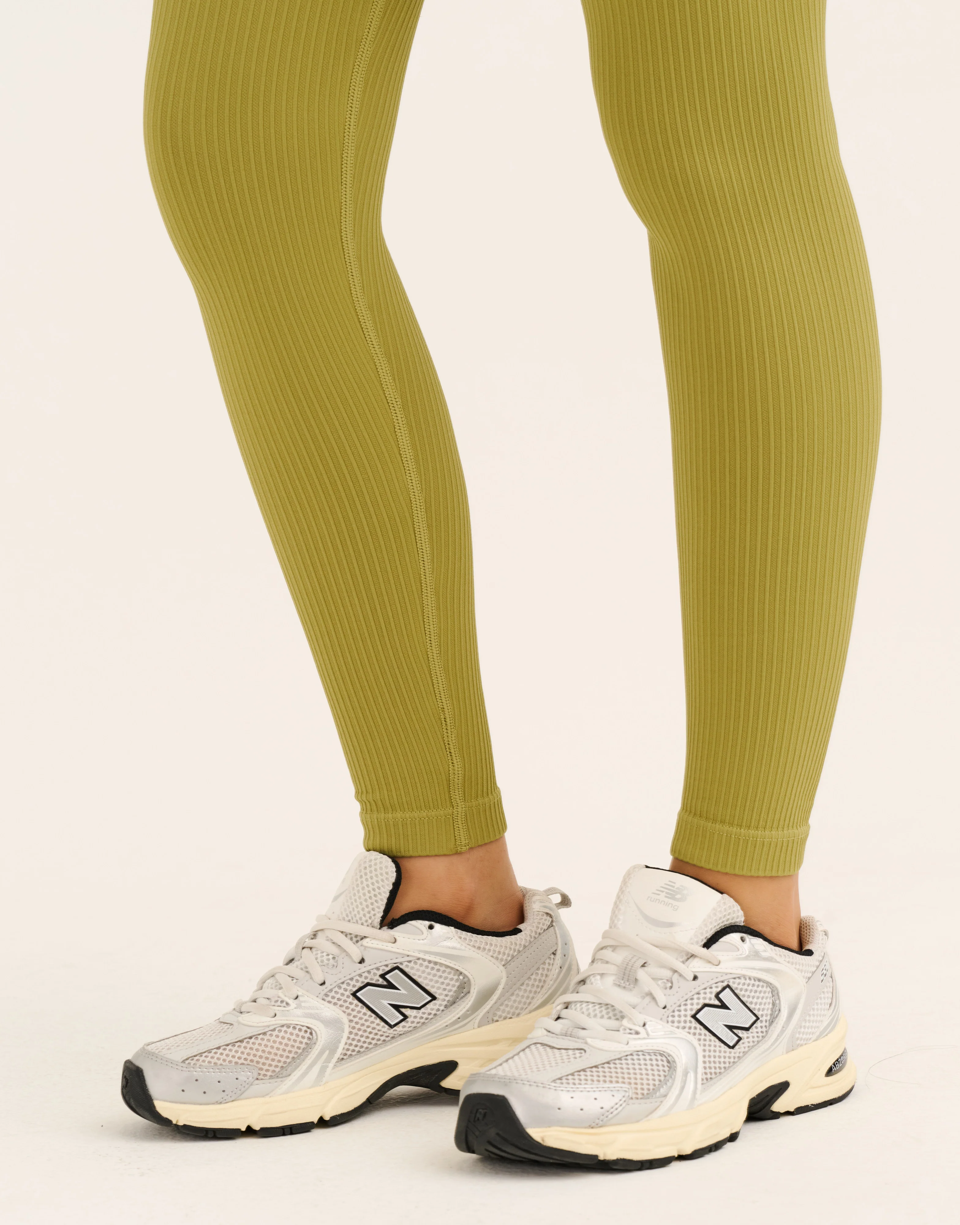 Arise Comfort Mid-Waist Leggings - Olive - Image 9