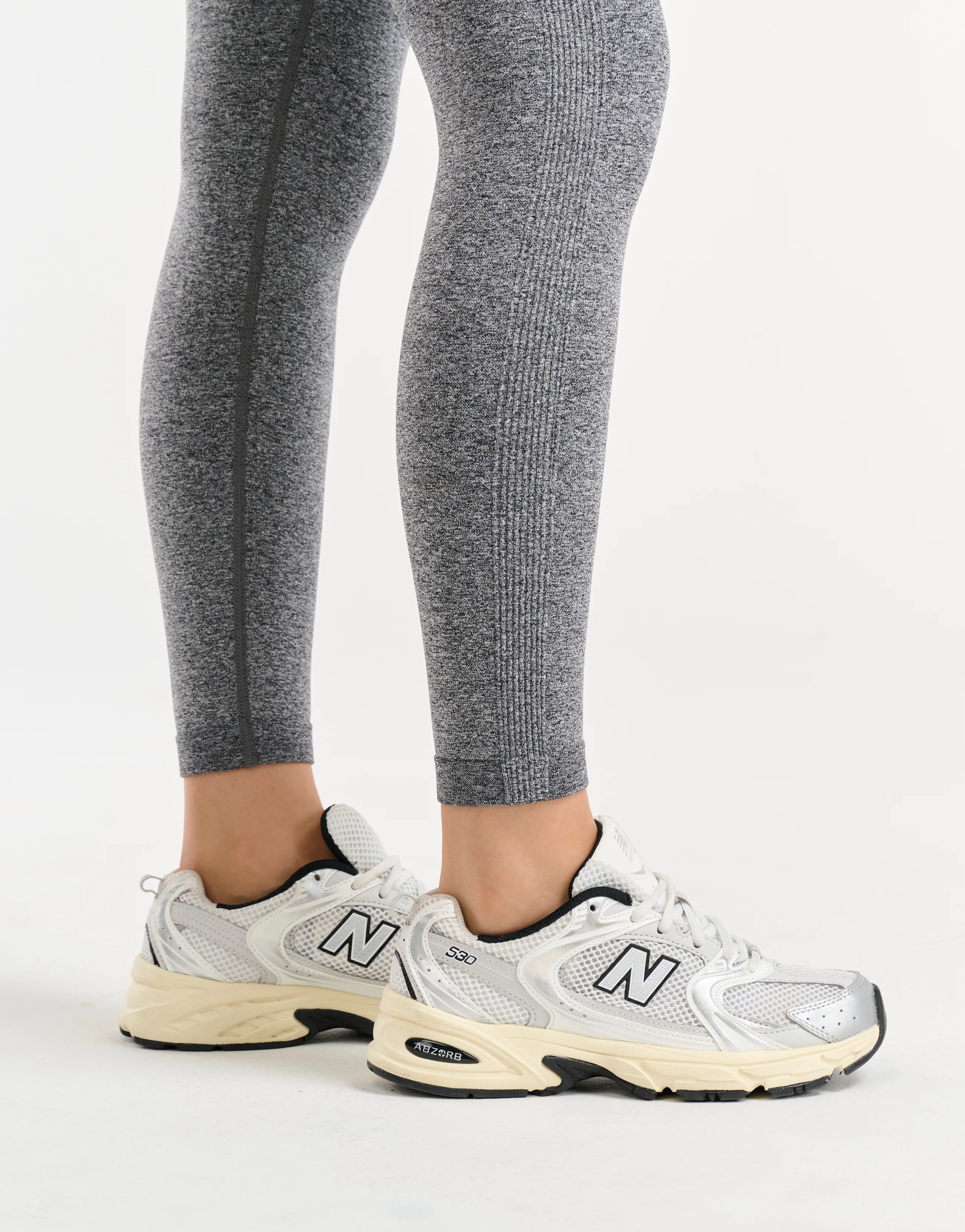 Arise Essential Leggings - Charcoal - Image 9
