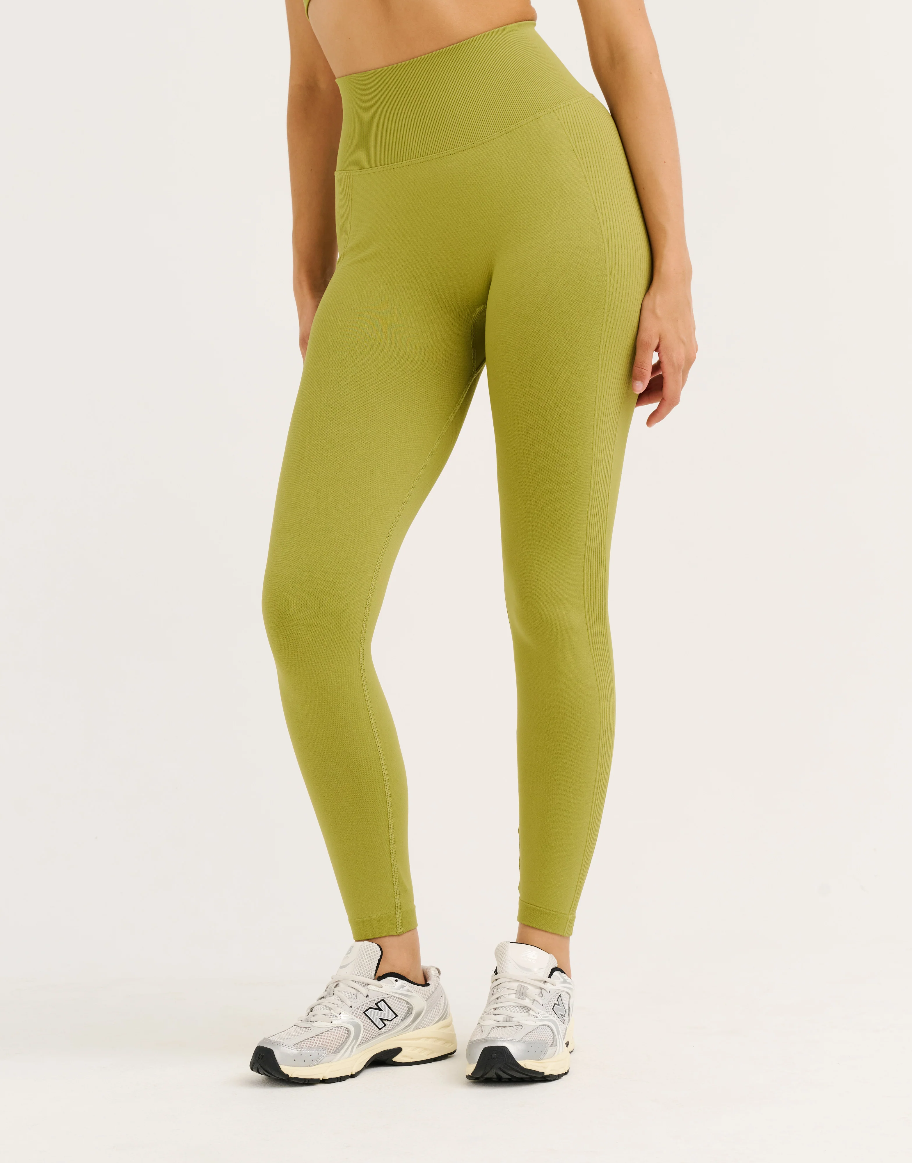 Arise Essential Leggings V2 - Olive - Image 2