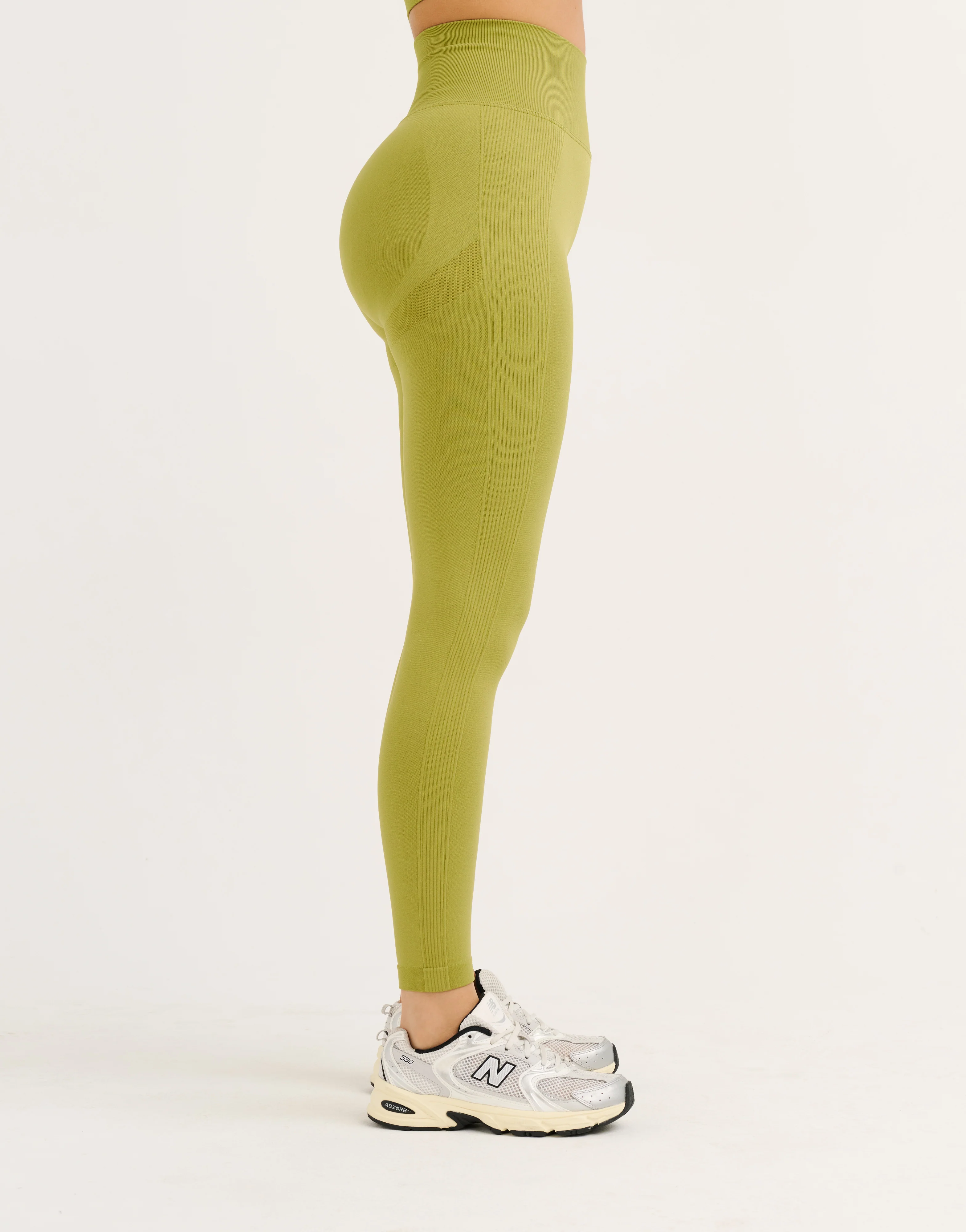 Arise Essential Leggings V2 - Olive - Image 9