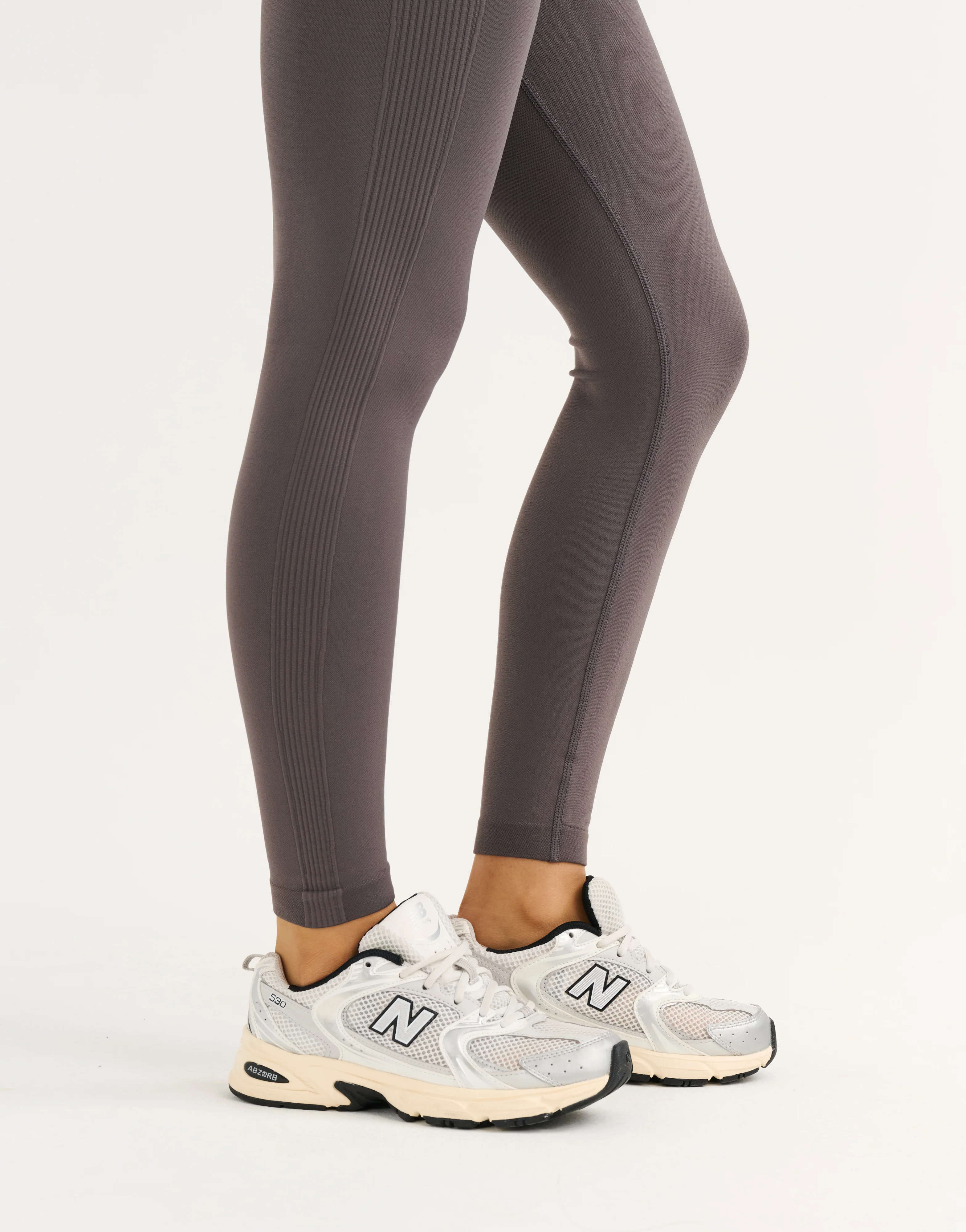 Arise Essential Leggings V2 - Slate Grey - Image 5