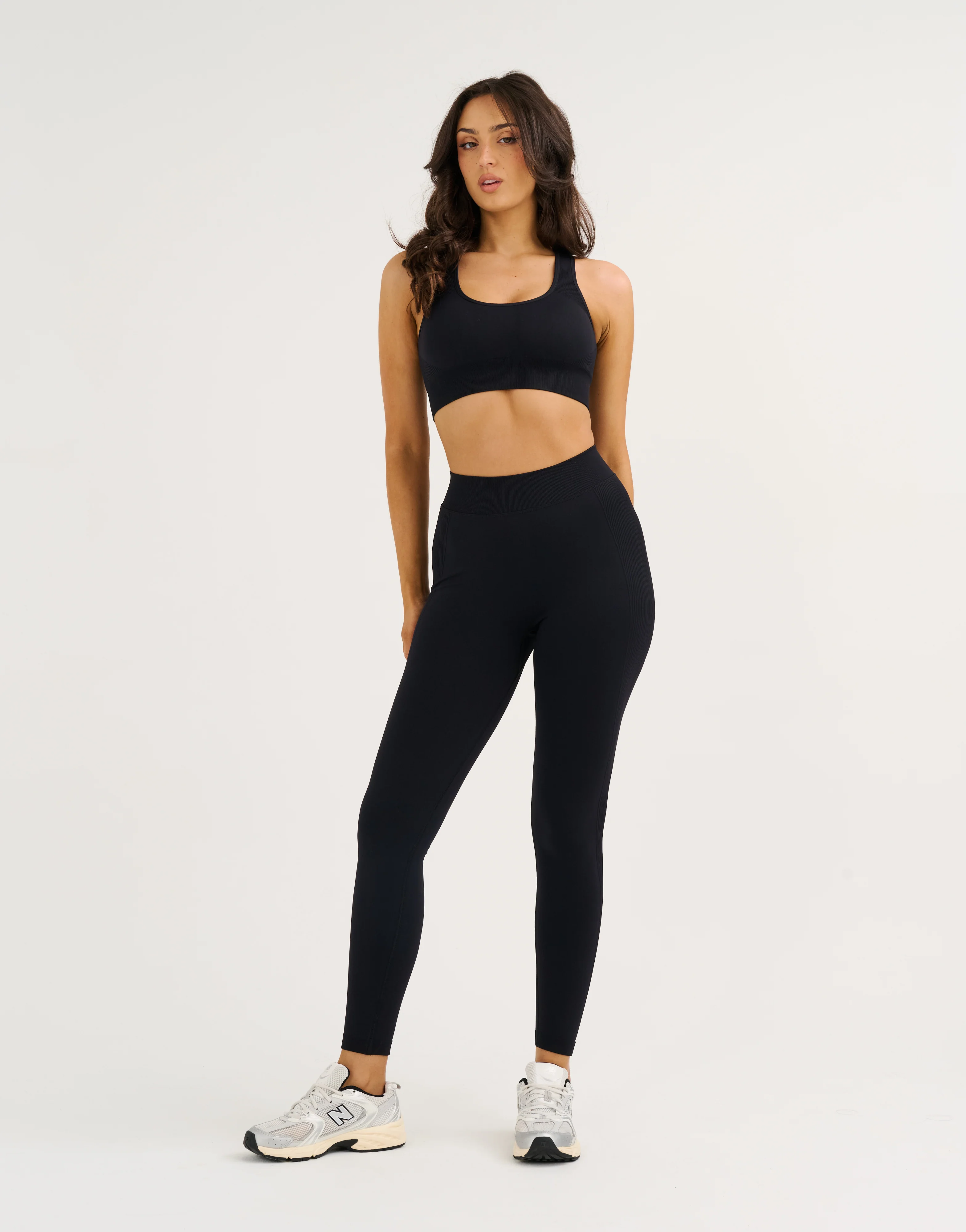 Arise Essential Mid-Waist Leggings V2 - Stealth Black - Image 3