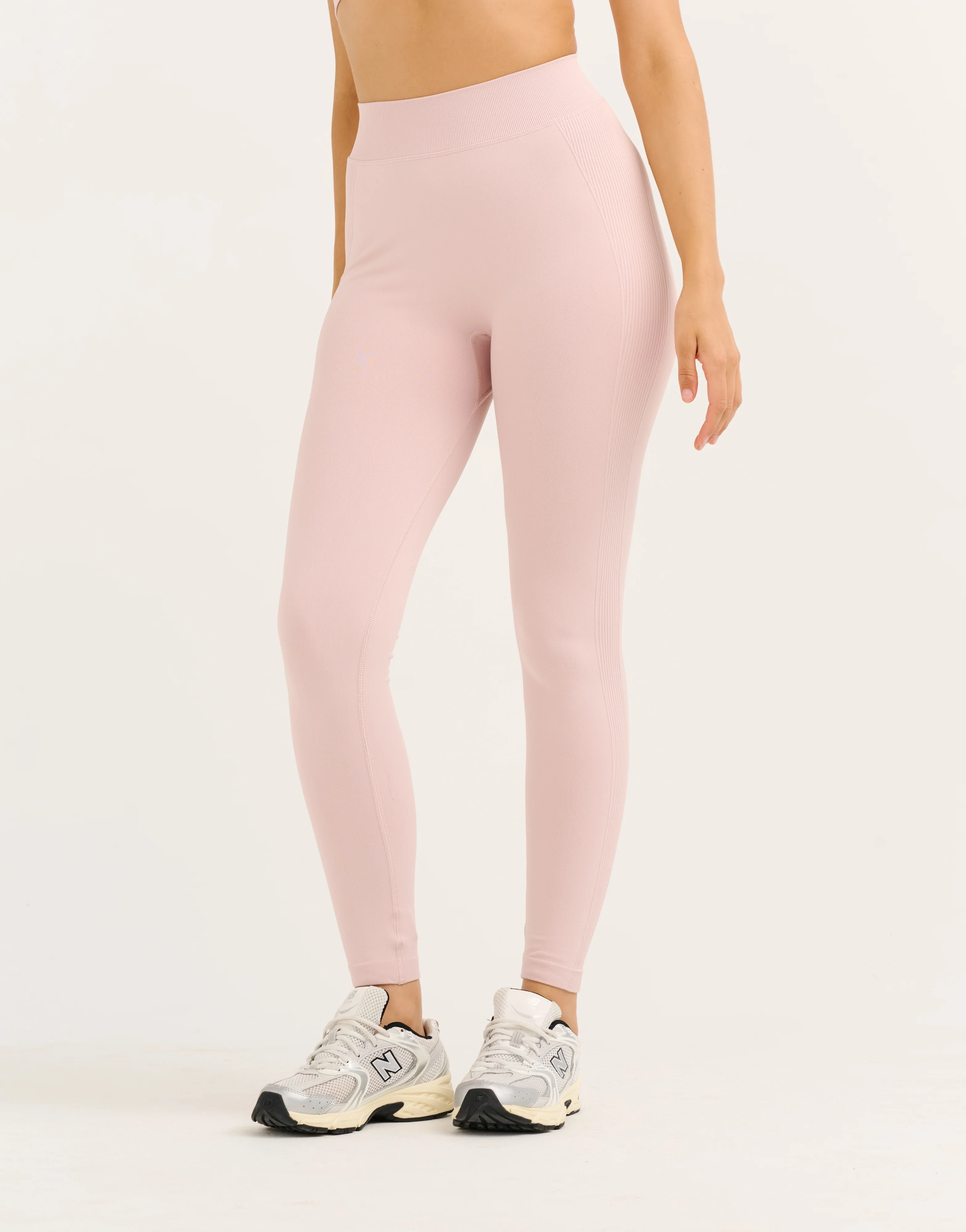 Arise Essential Mid-Waist Leggings V2 - Mauve - Image 2