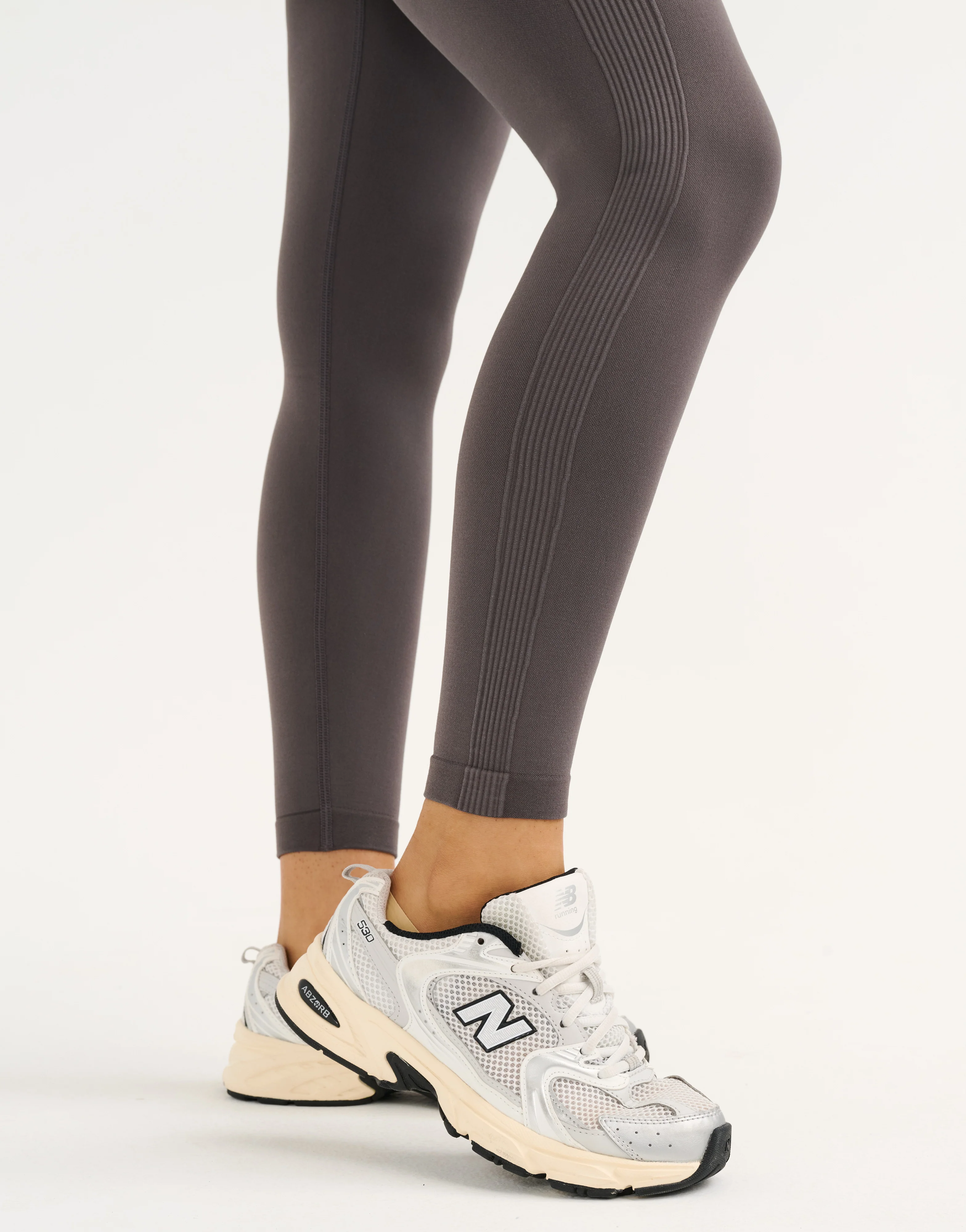 Arise Essential Mid-Waist Leggings V2 - Slate Grey - Image 8