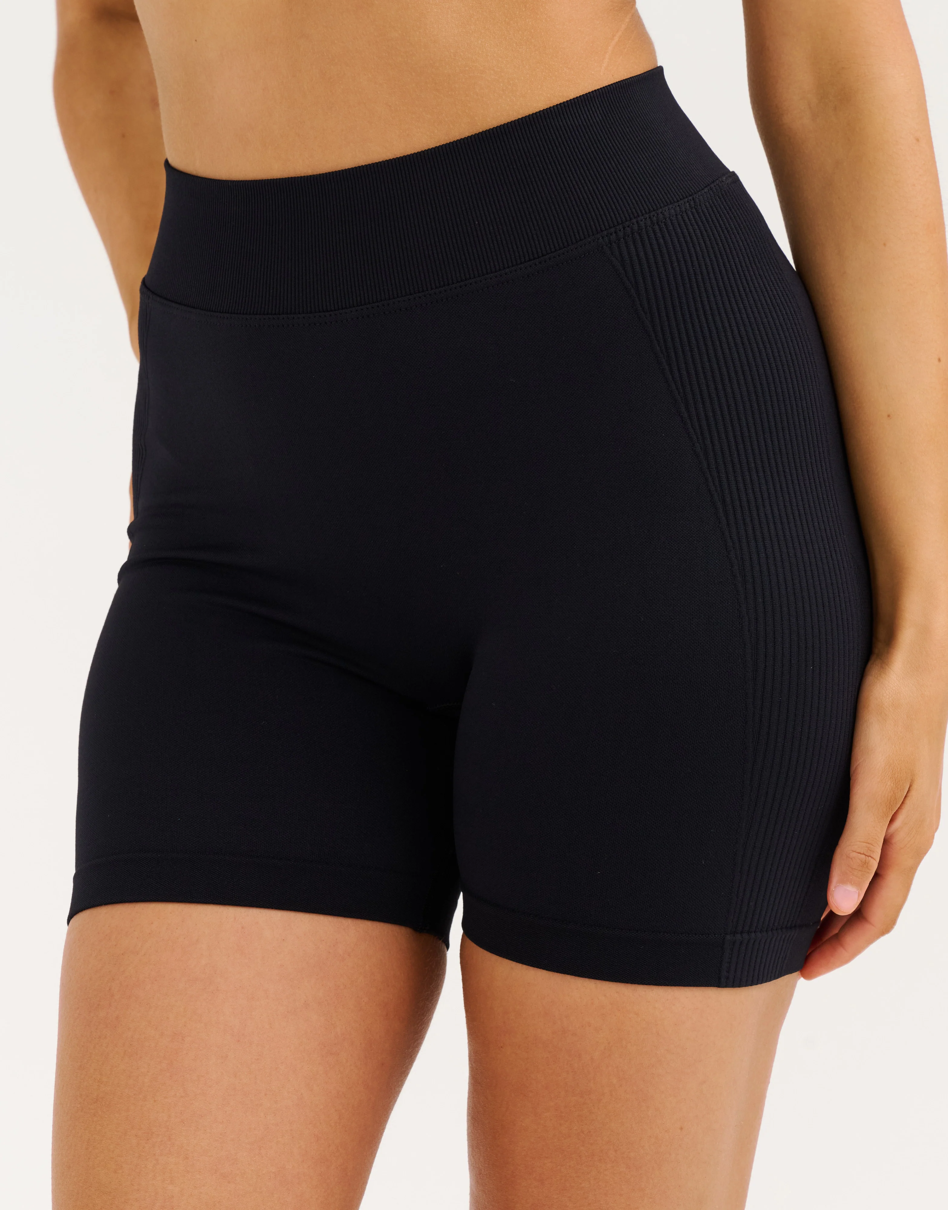 Arise Essential Mid-Waist Shorts V2 - Stealth Black - Image 2