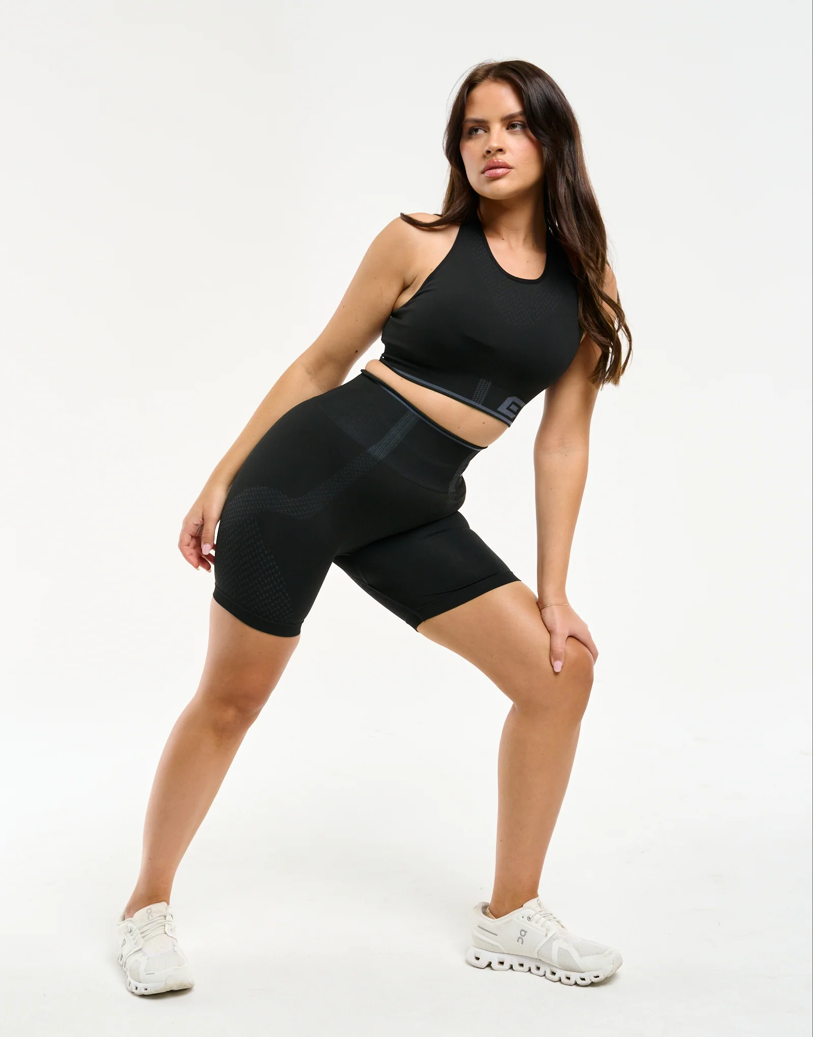 Arise Seamless Return Bike Shorts - Black - Image 8