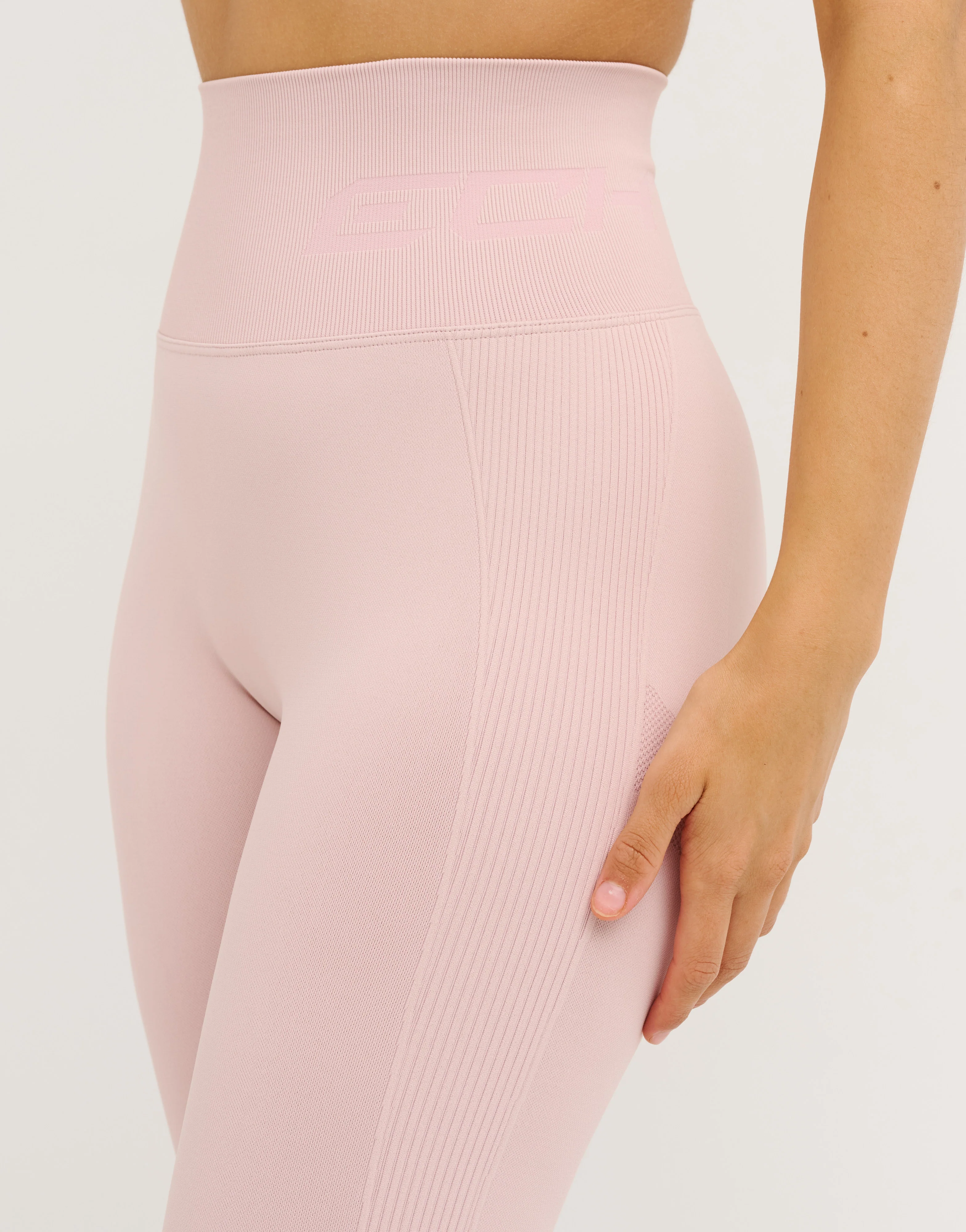 Arise Scrunch Leggings V2 - Mauve - Image 9