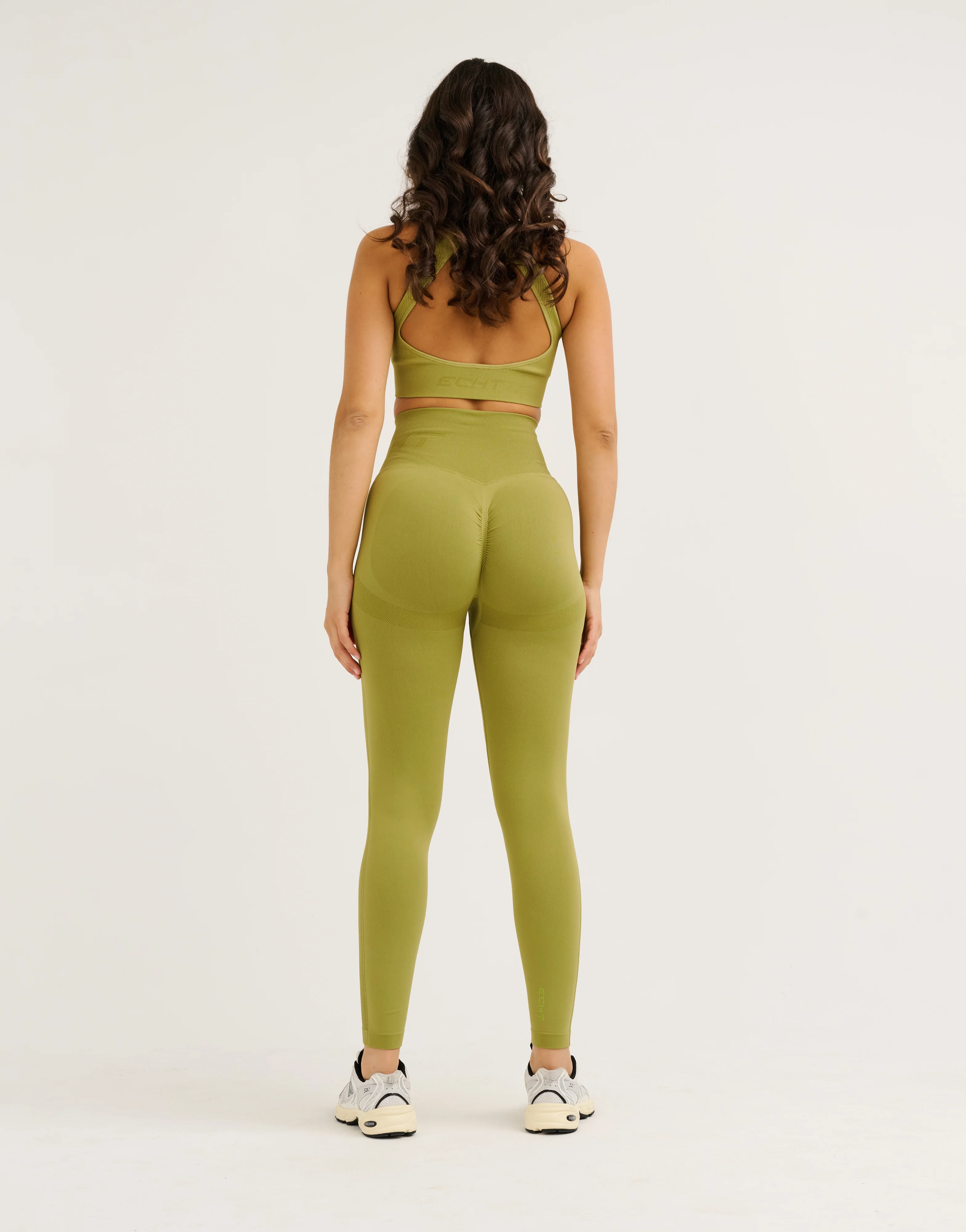 Arise Scrunch Leggings V2 - Olive - Image 7