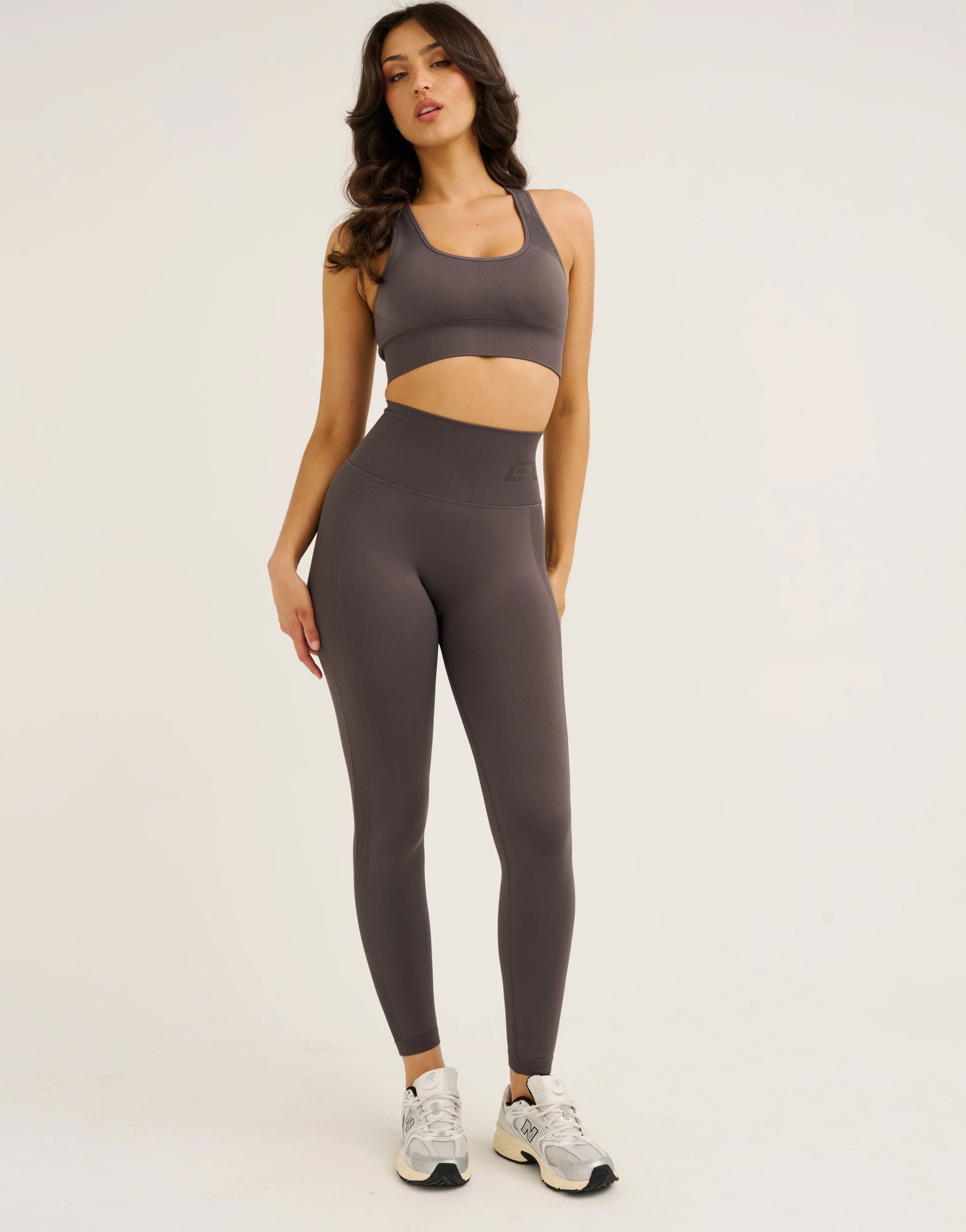 Arise Scrunch Leggings V2 - Slate Grey - Image 6