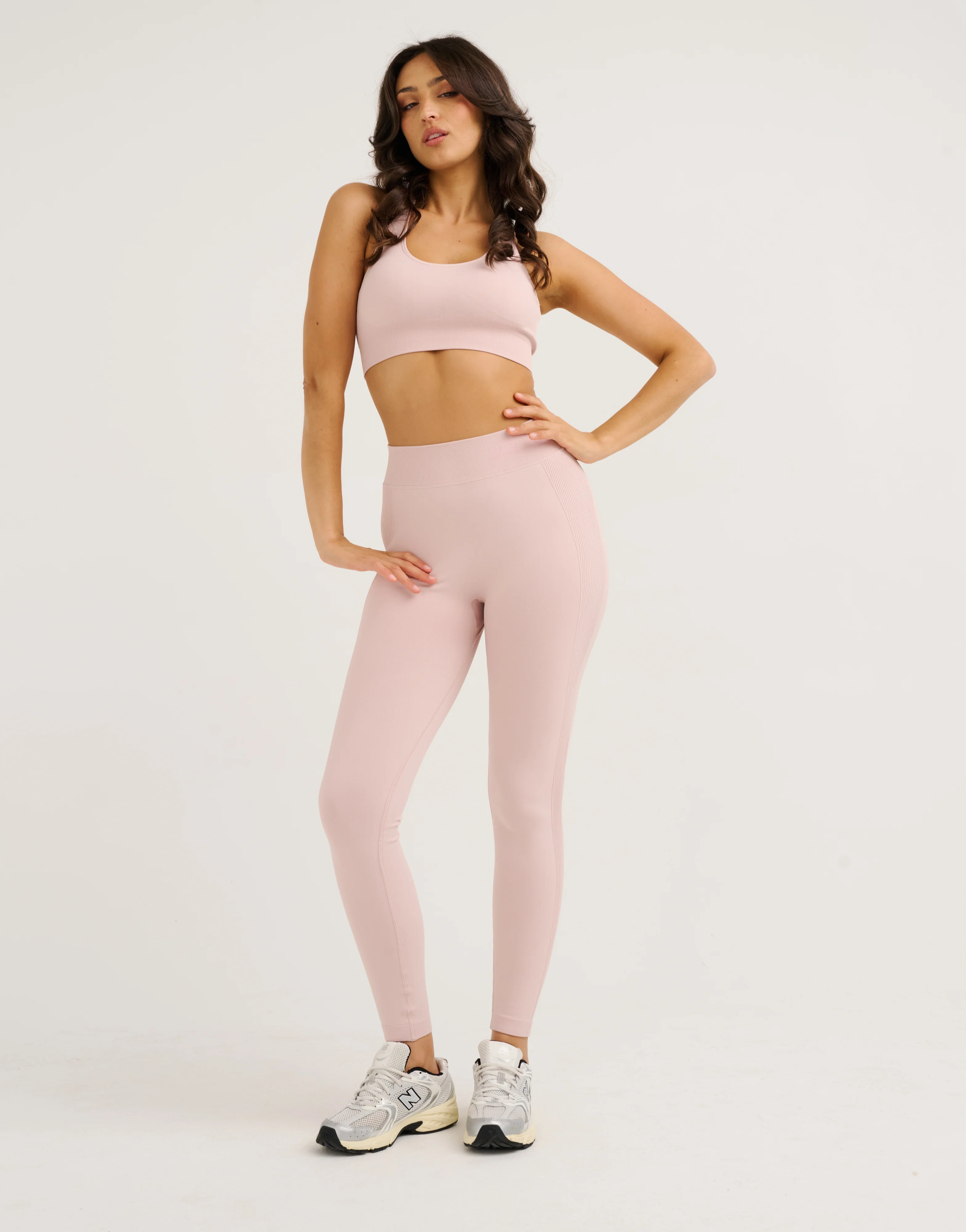 Arise Scrunch Mid-Waist Leggings - Mauve - Image 3