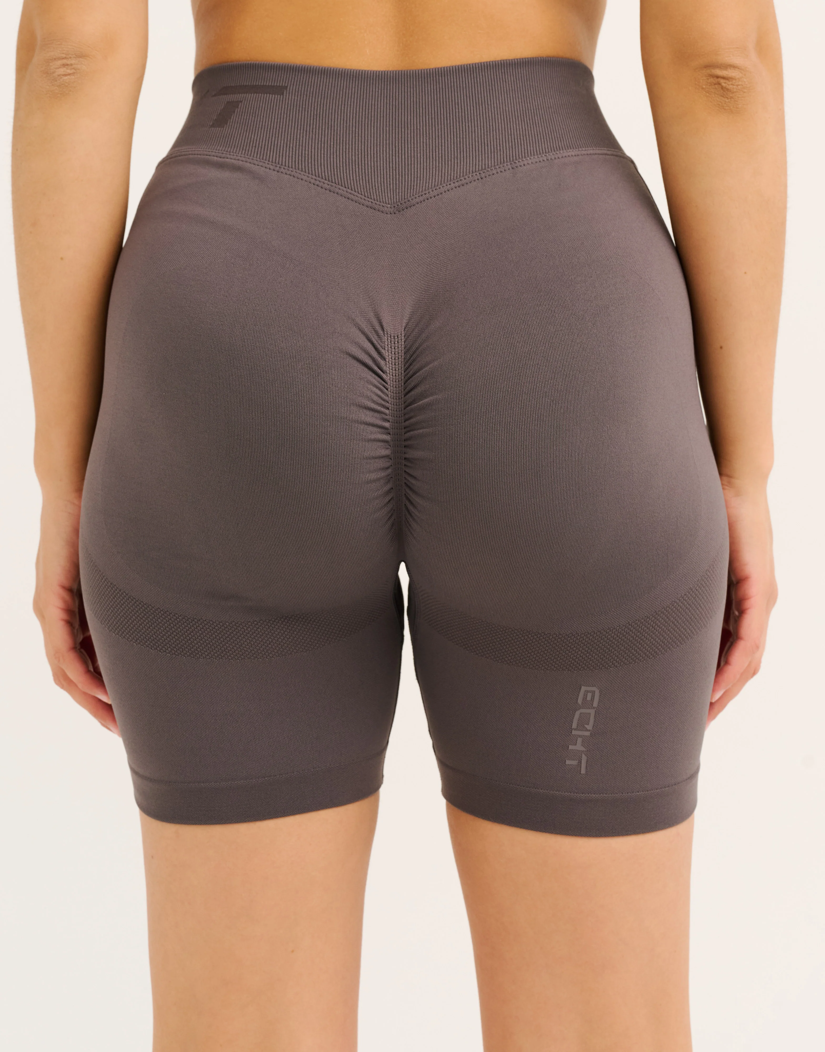 Arise Scrunch Mid-Waist Shorts - Slate Grey - Image 2