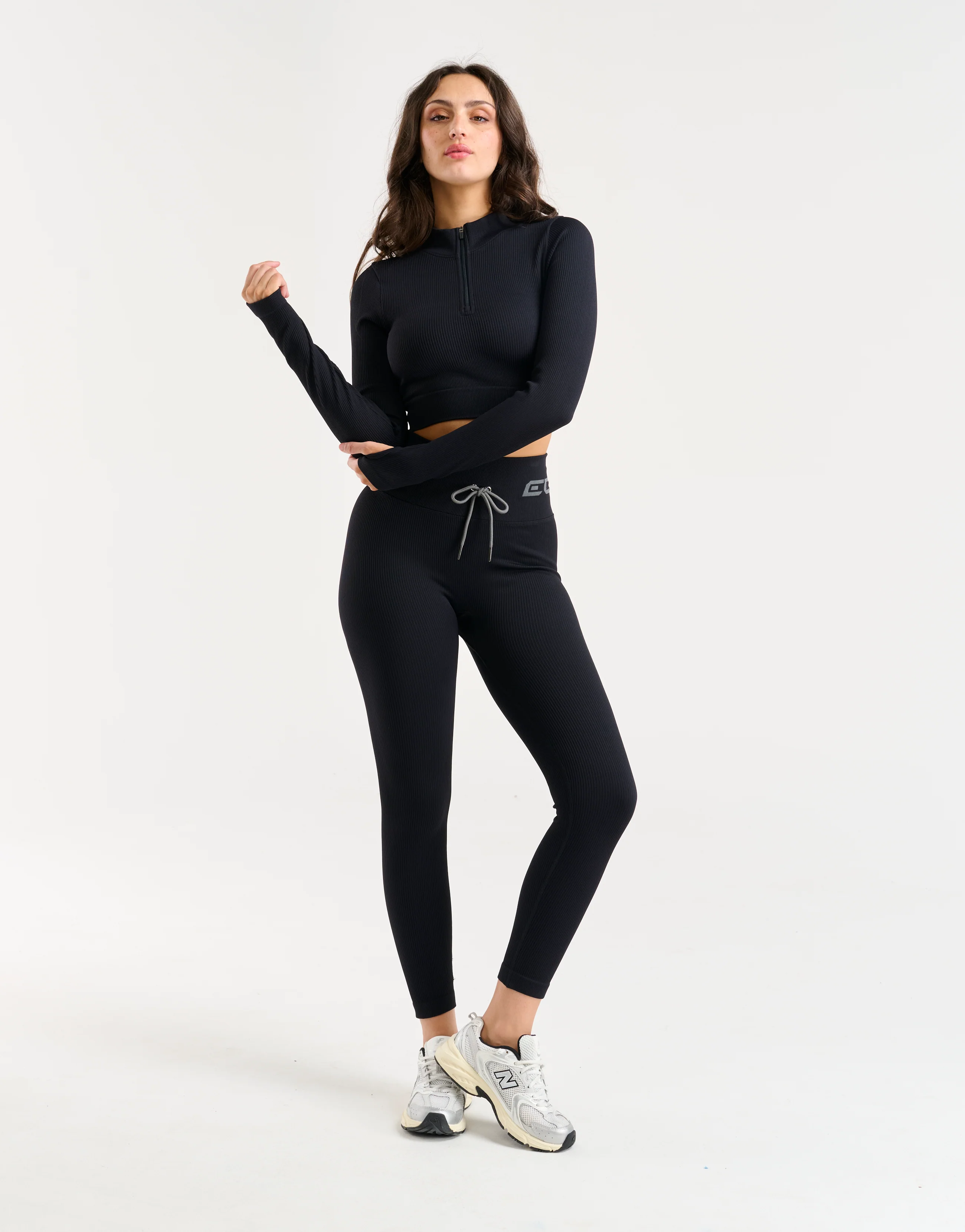 Arise Style Cropped Long Sleeve - Black - Image 3