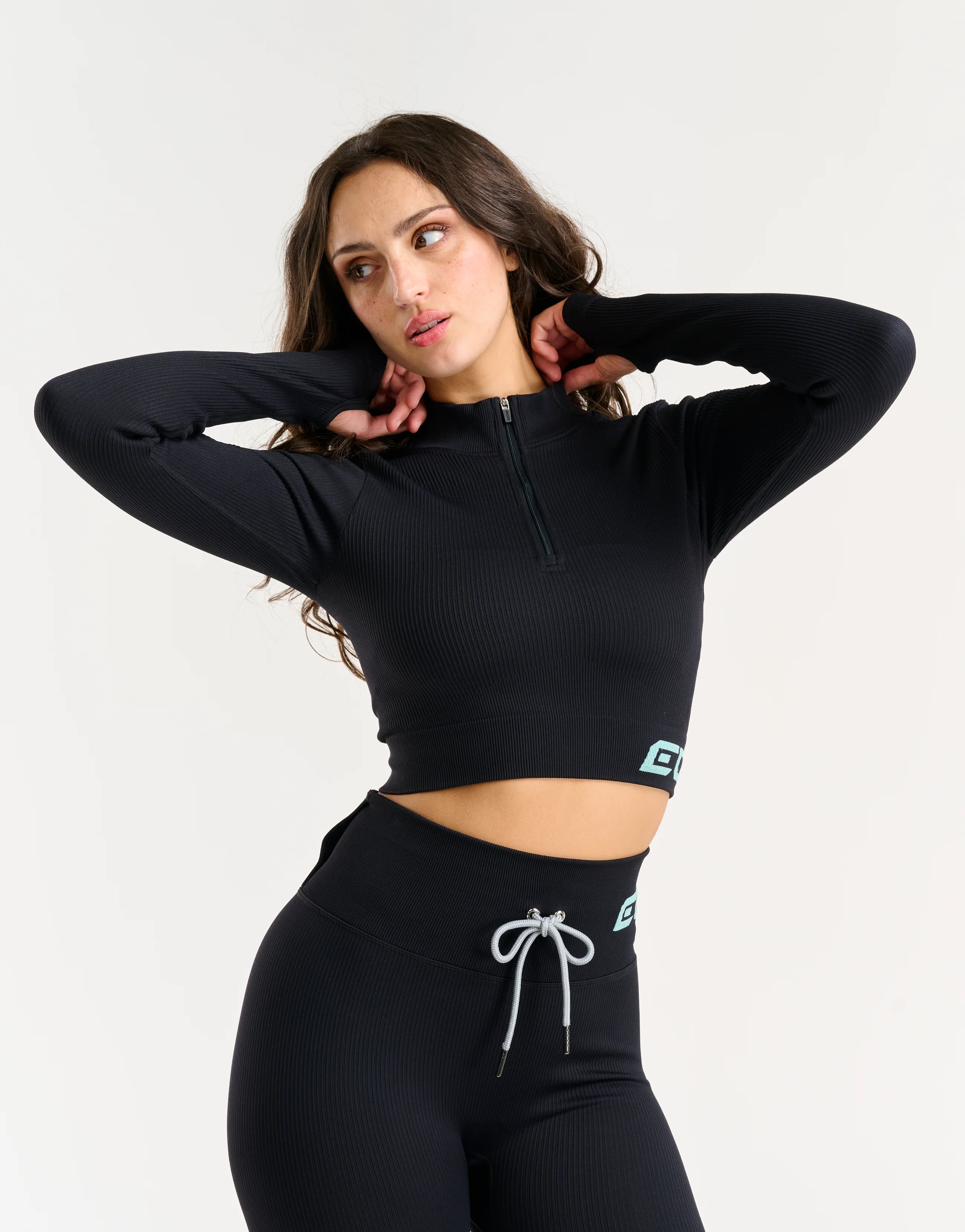 Arise Style Cropped Long Sleeve - Black with Mint - Image 5