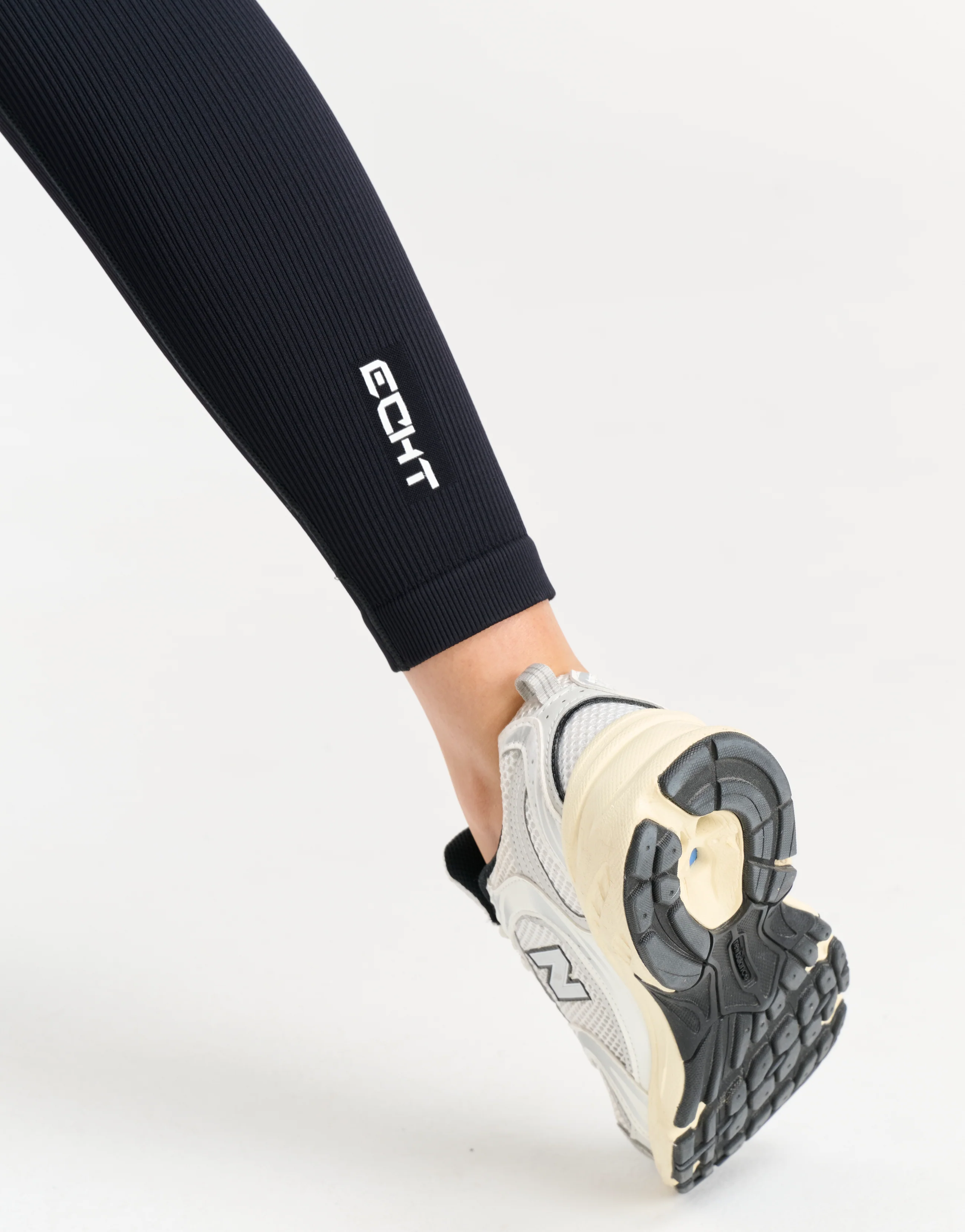 Arise Style Leggings - Black - Image 7