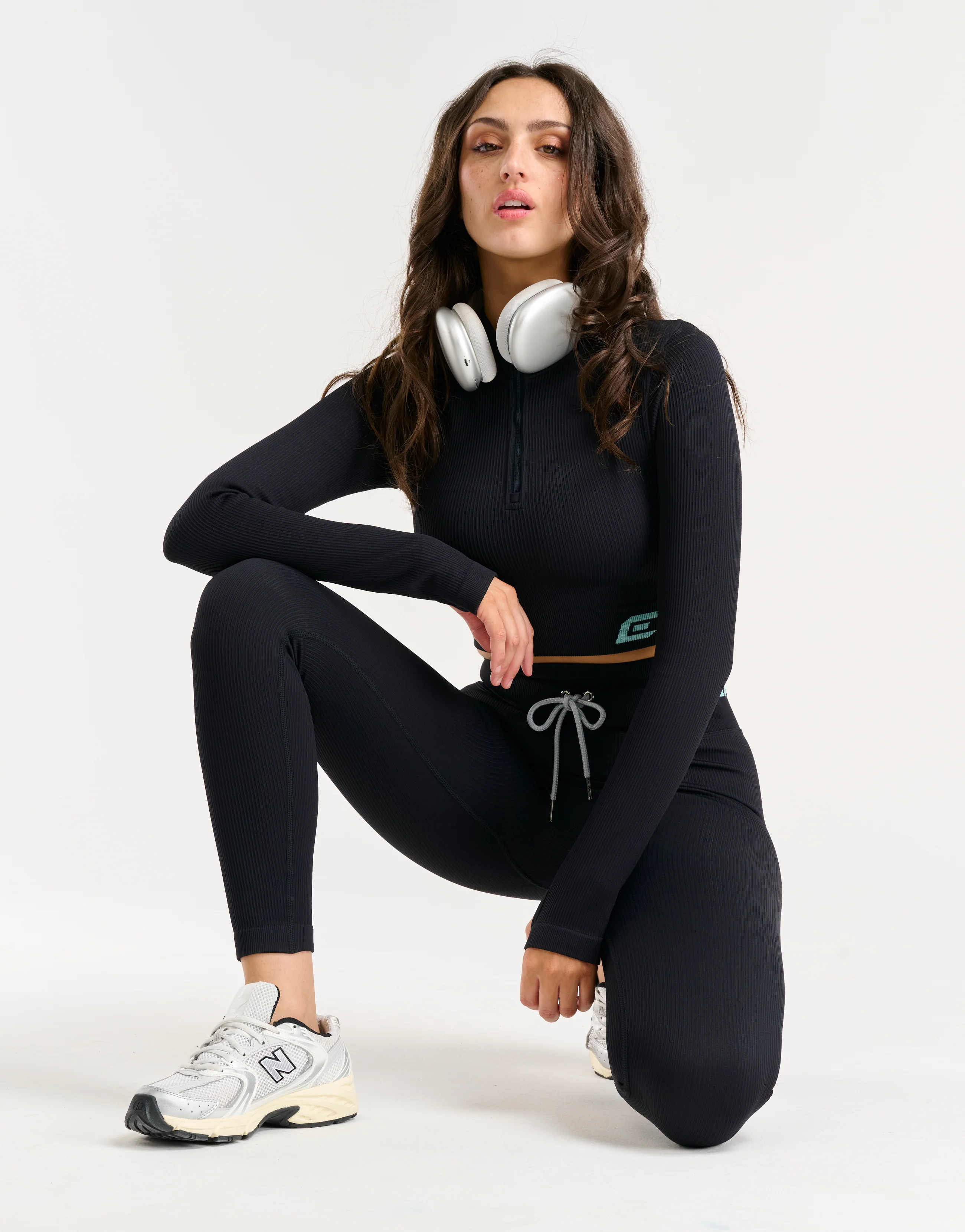 Arise Style Leggings - Black with Mint - Image 6