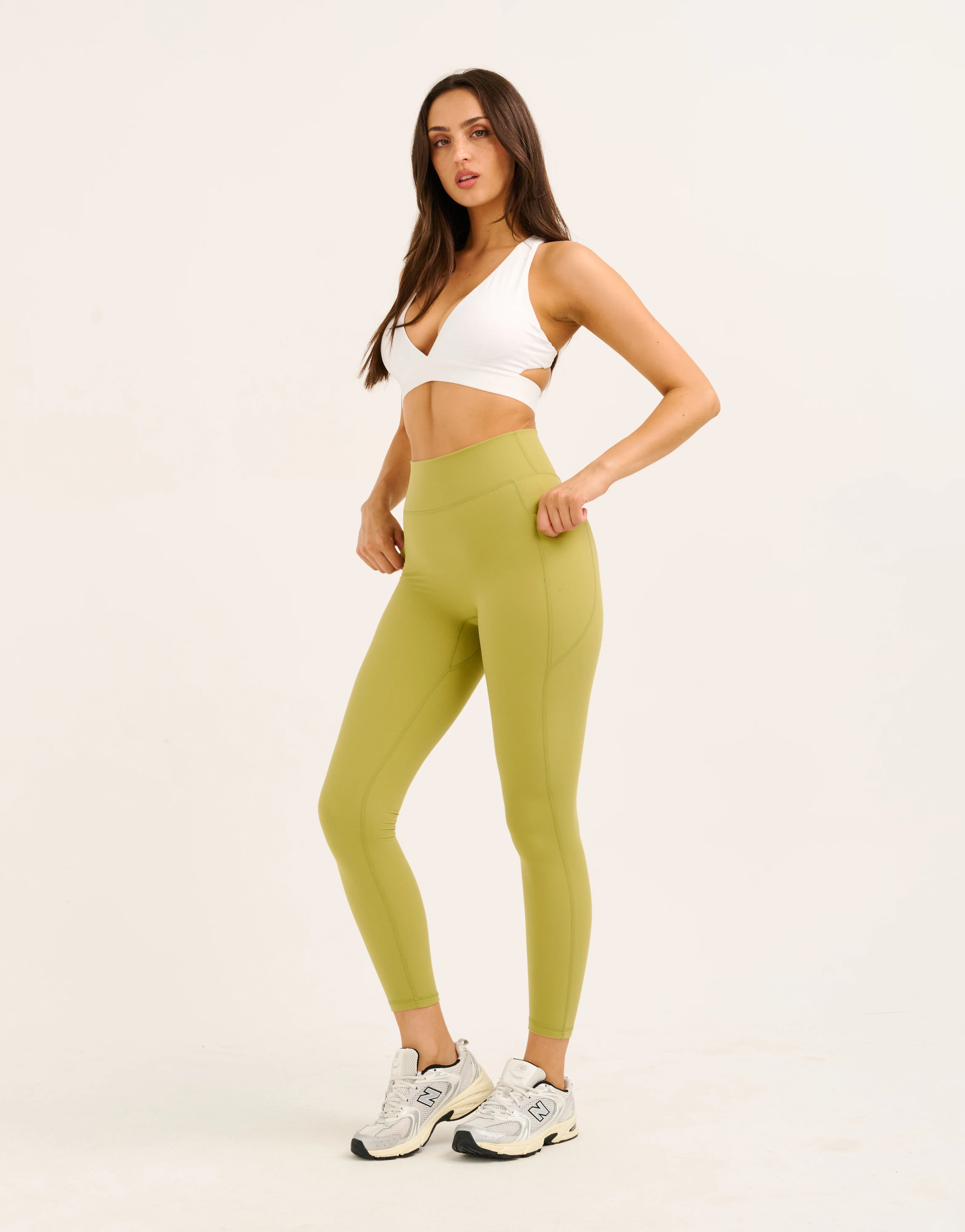Ascend Pocket Leggings 25" - Olive - Image 6