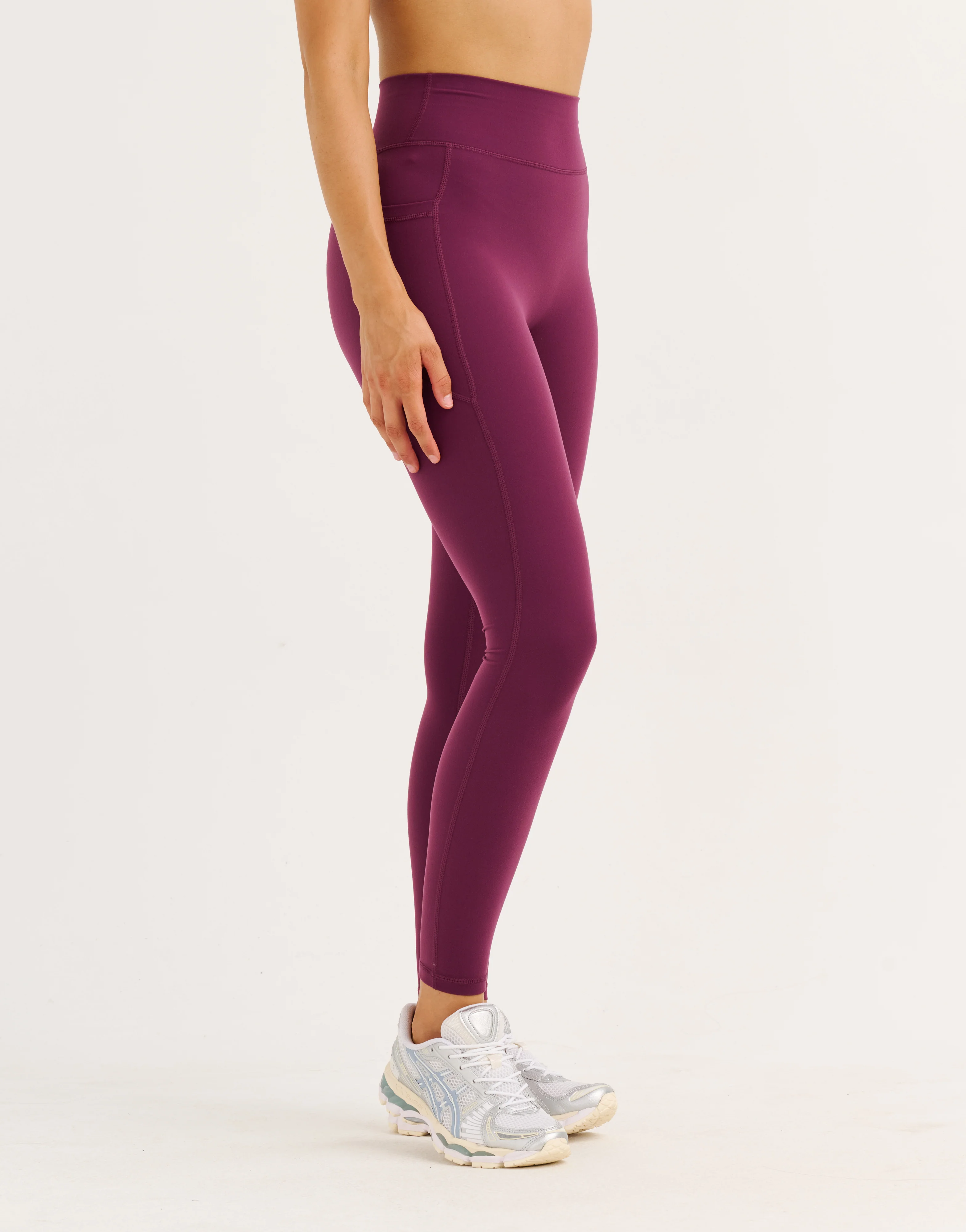 Ascend Pocket Leggings 28" - Blackberry - Image 5