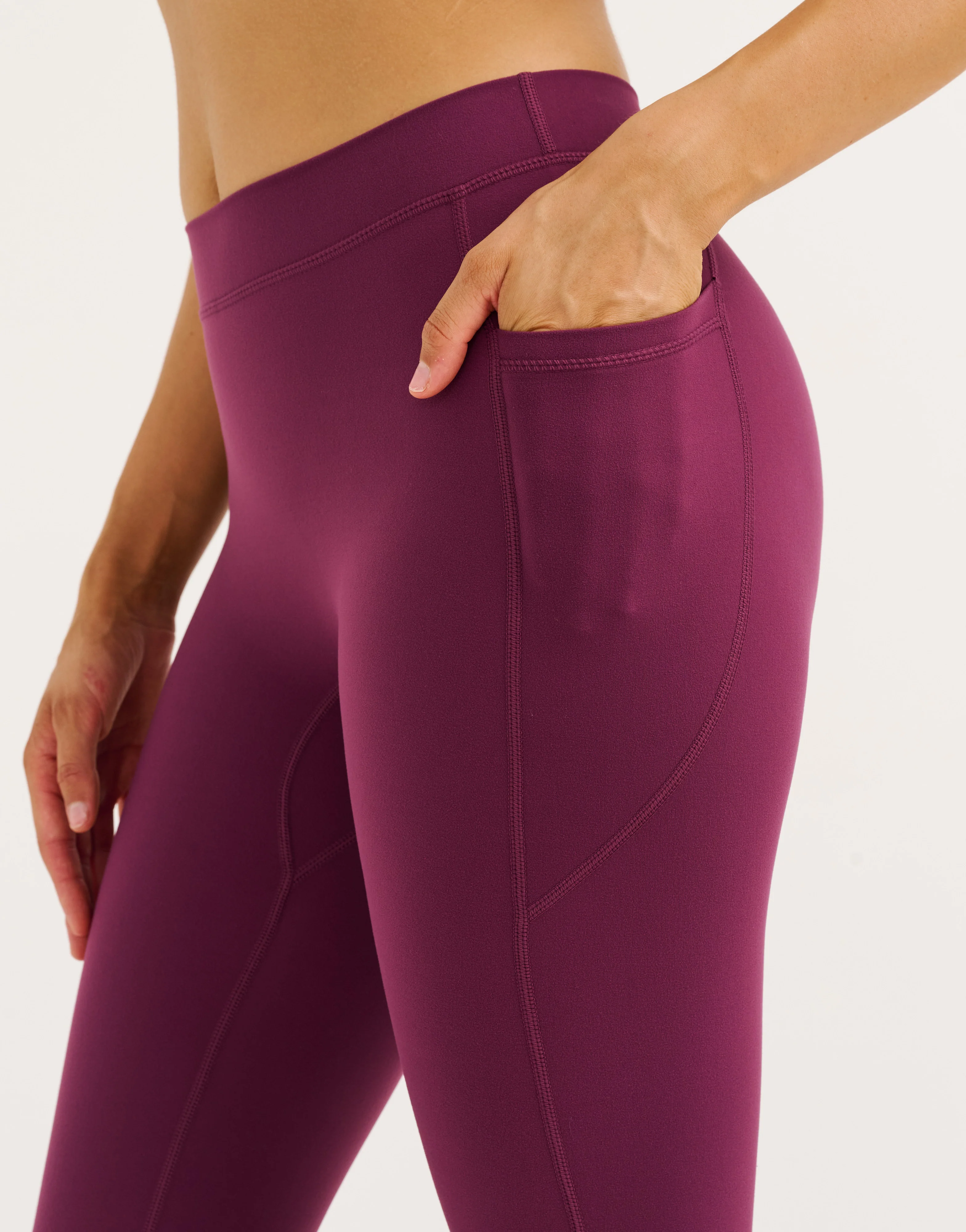 Ascend Pocket Mid-Waist Leggings 23" - Blackberry - Image 11