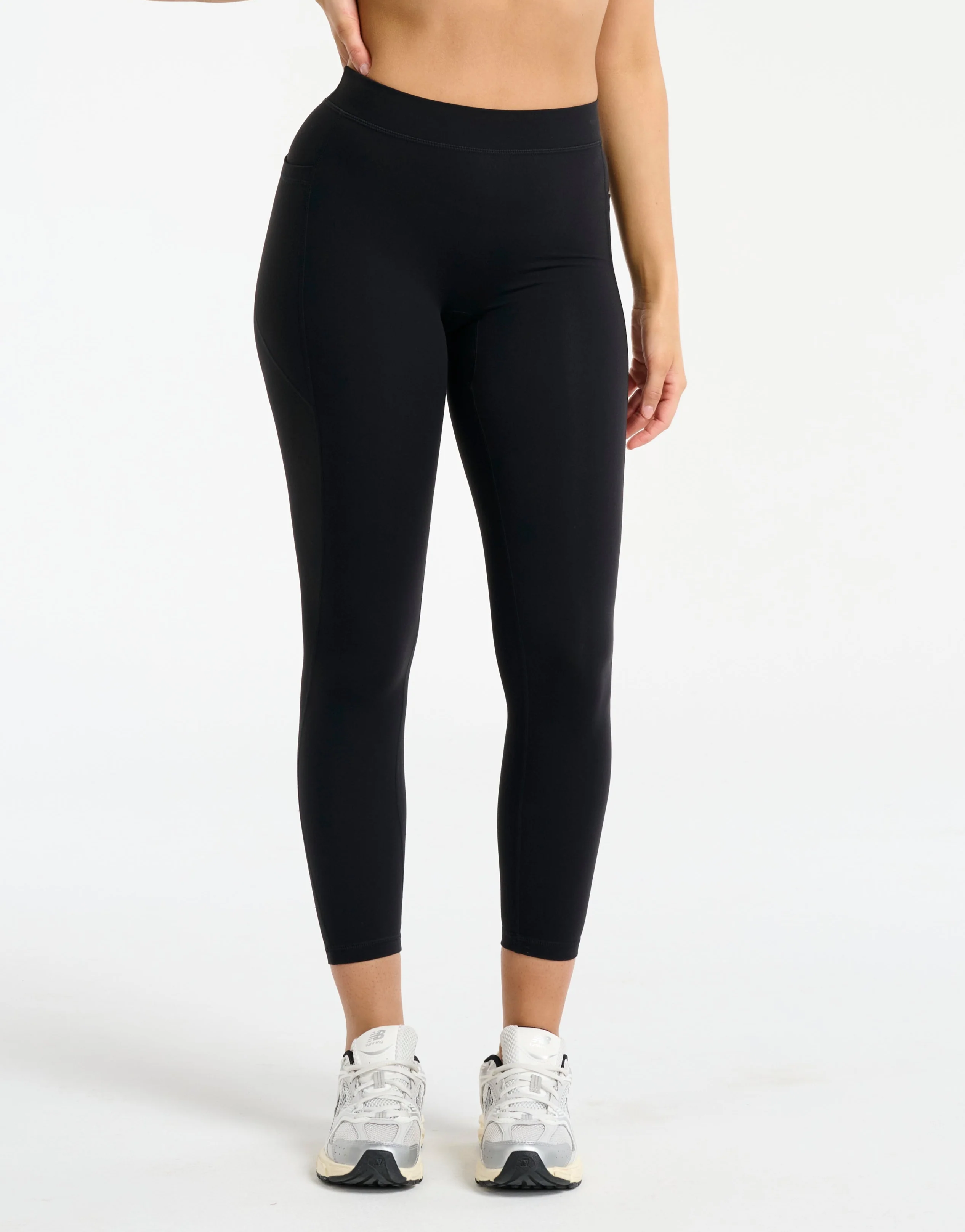 Ascend Pocket Mid-Waist Leggings 25" - Black - Image 9