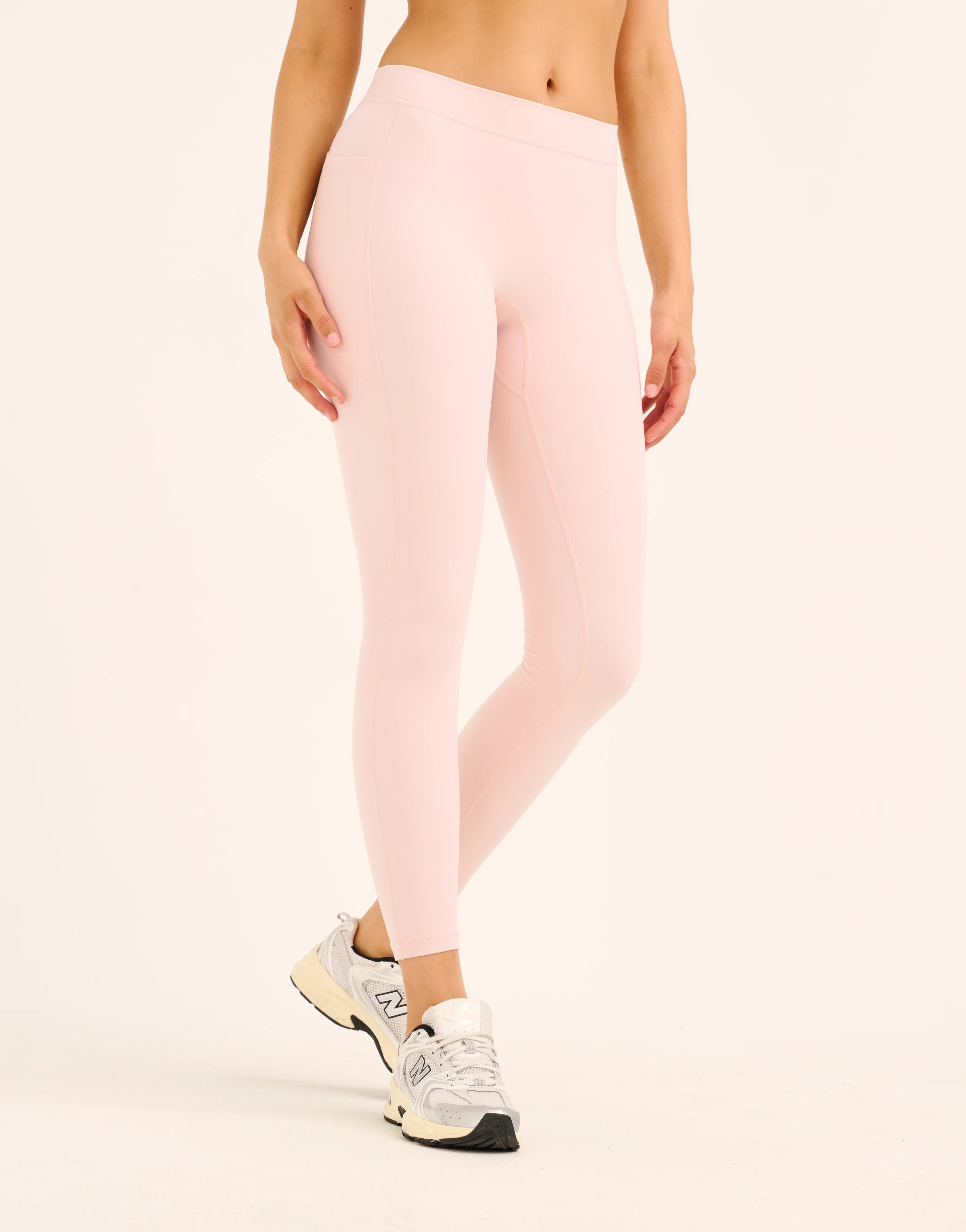 Ascend Pocket Mid-Waist Leggings 25" - Mauve - Image 3