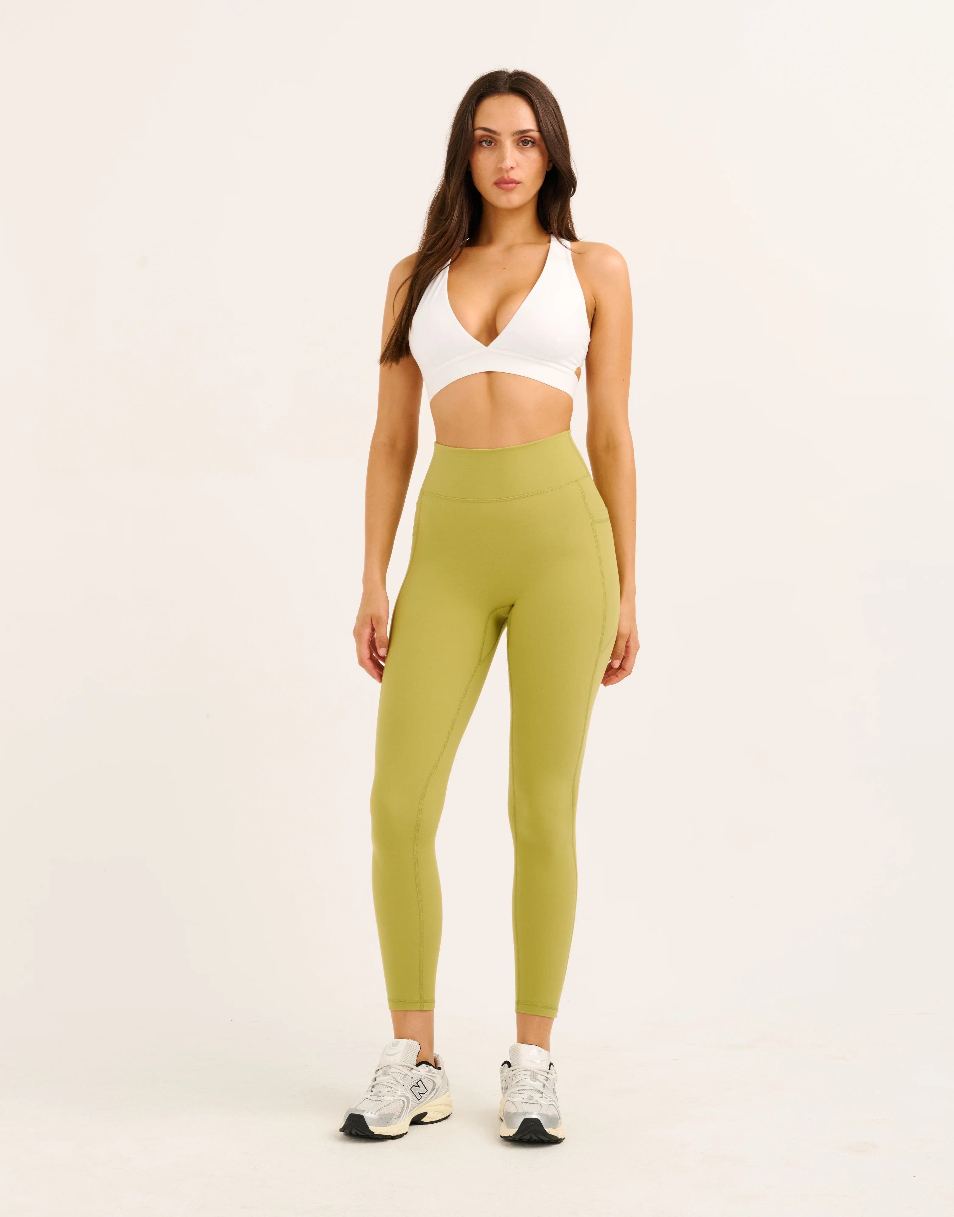 Ascend Pocket Mid-Waist Leggings 25" - Olive - Image 3