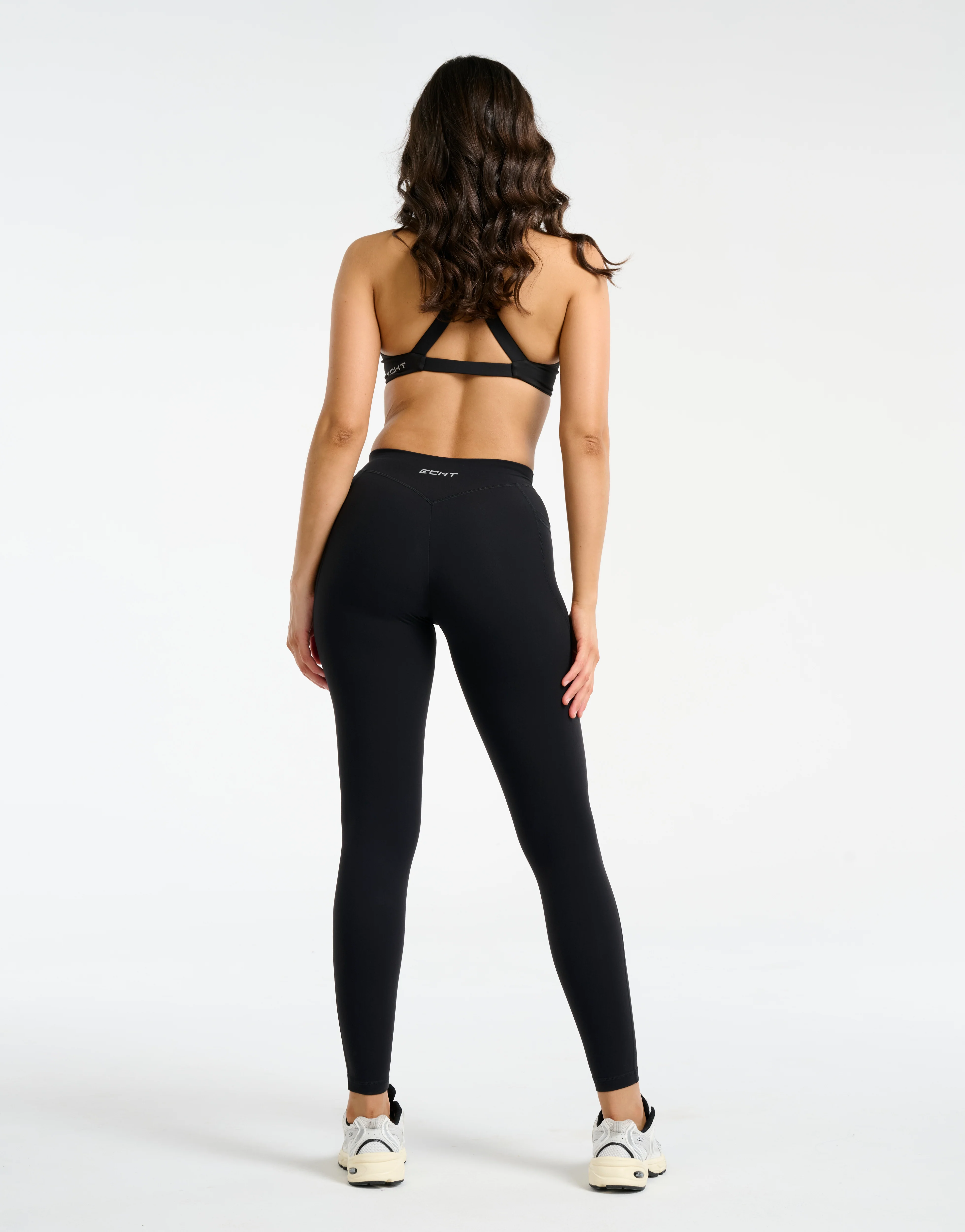 Ascend Pocket Mid-Waist Leggings 28" - Black - Image 6