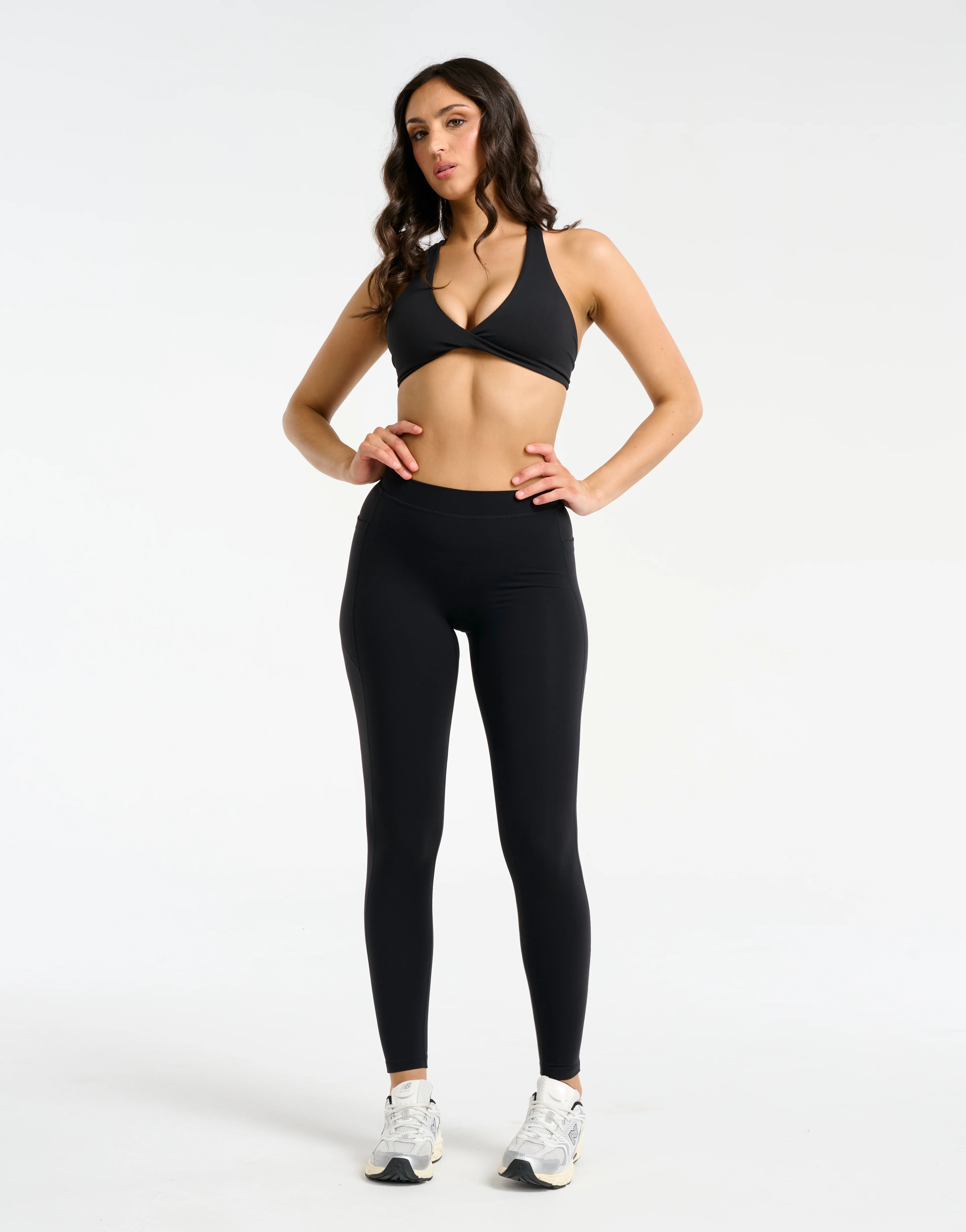 Ascend Pocket Mid-Waist Leggings 28" - Black - Image 7