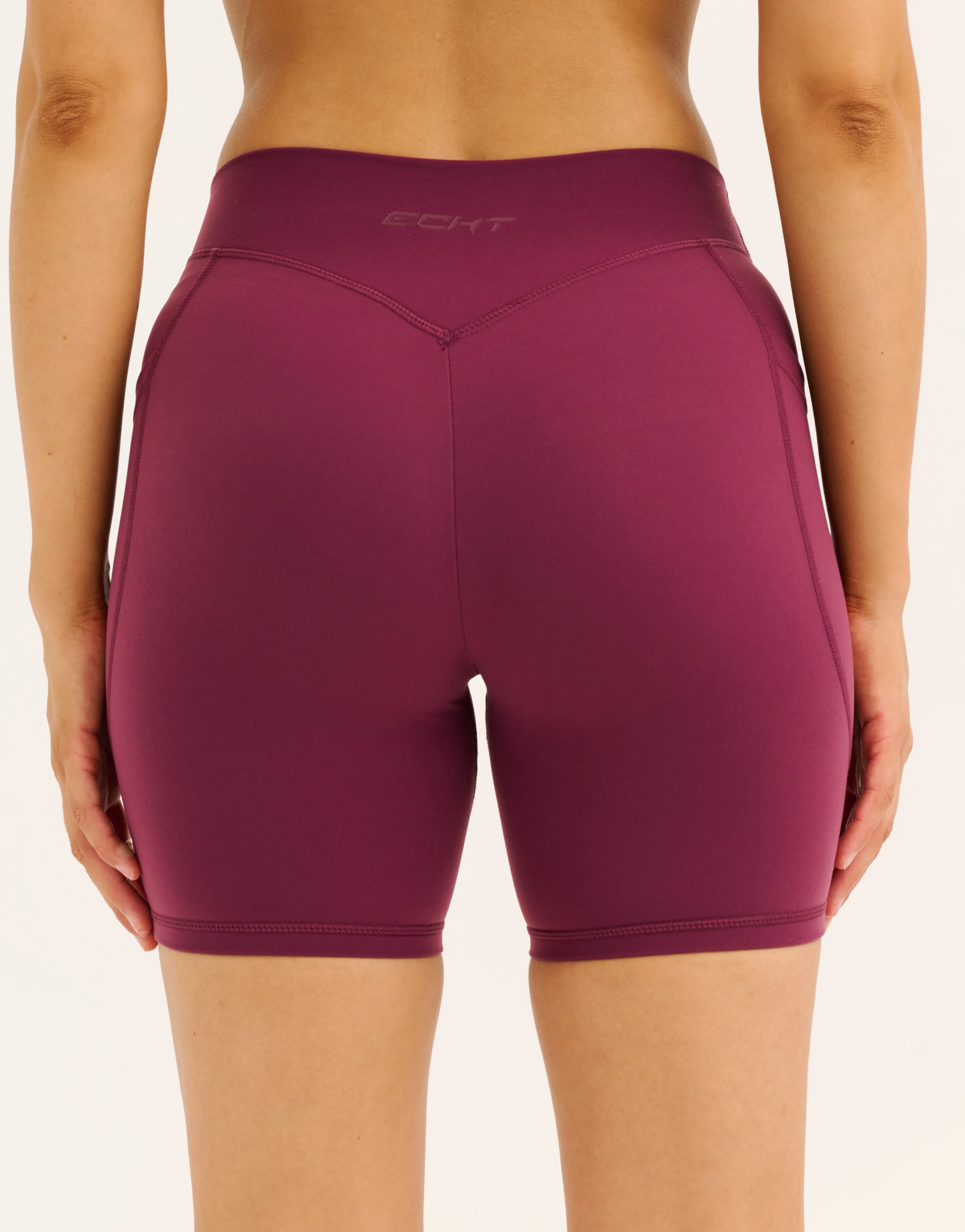 Ascend Pocket Mid-Waist Shorts 6" - Blackberry - Image 3