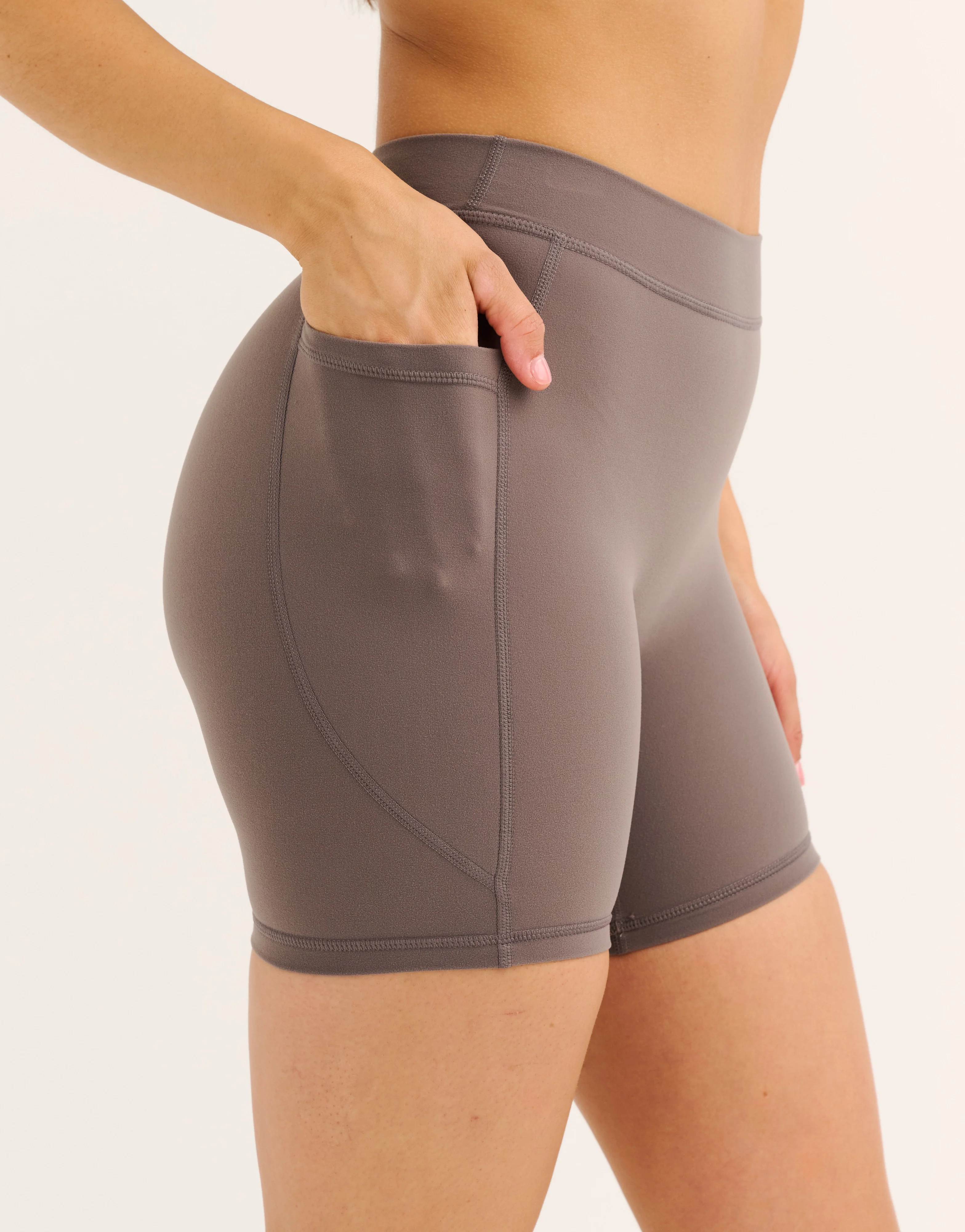Ascend Pocket Mid-Waist Shorts 6" - Slate Grey - Image 5