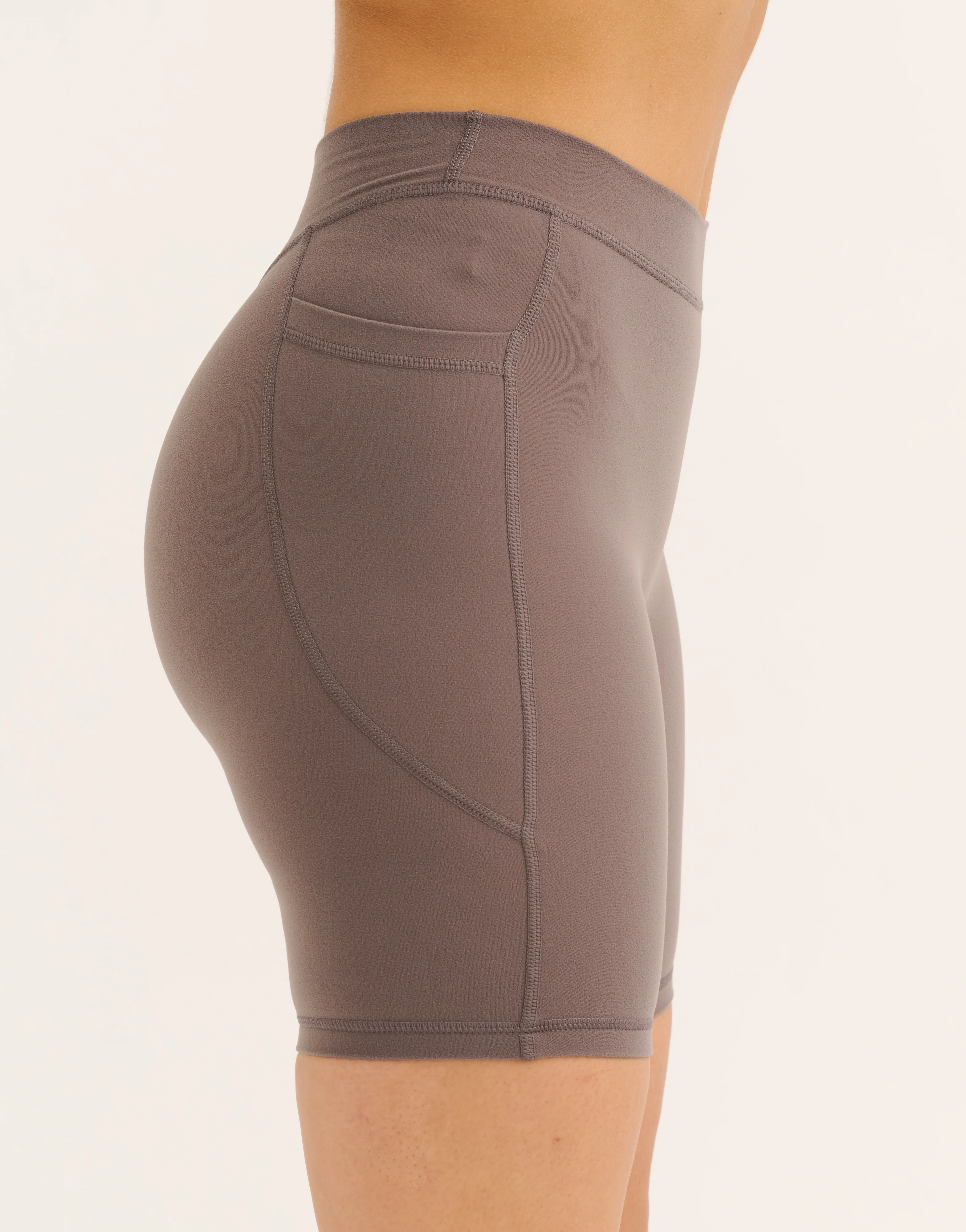 Ascend Pocket Mid-Waist Shorts 8" - Slate Grey - Image 3