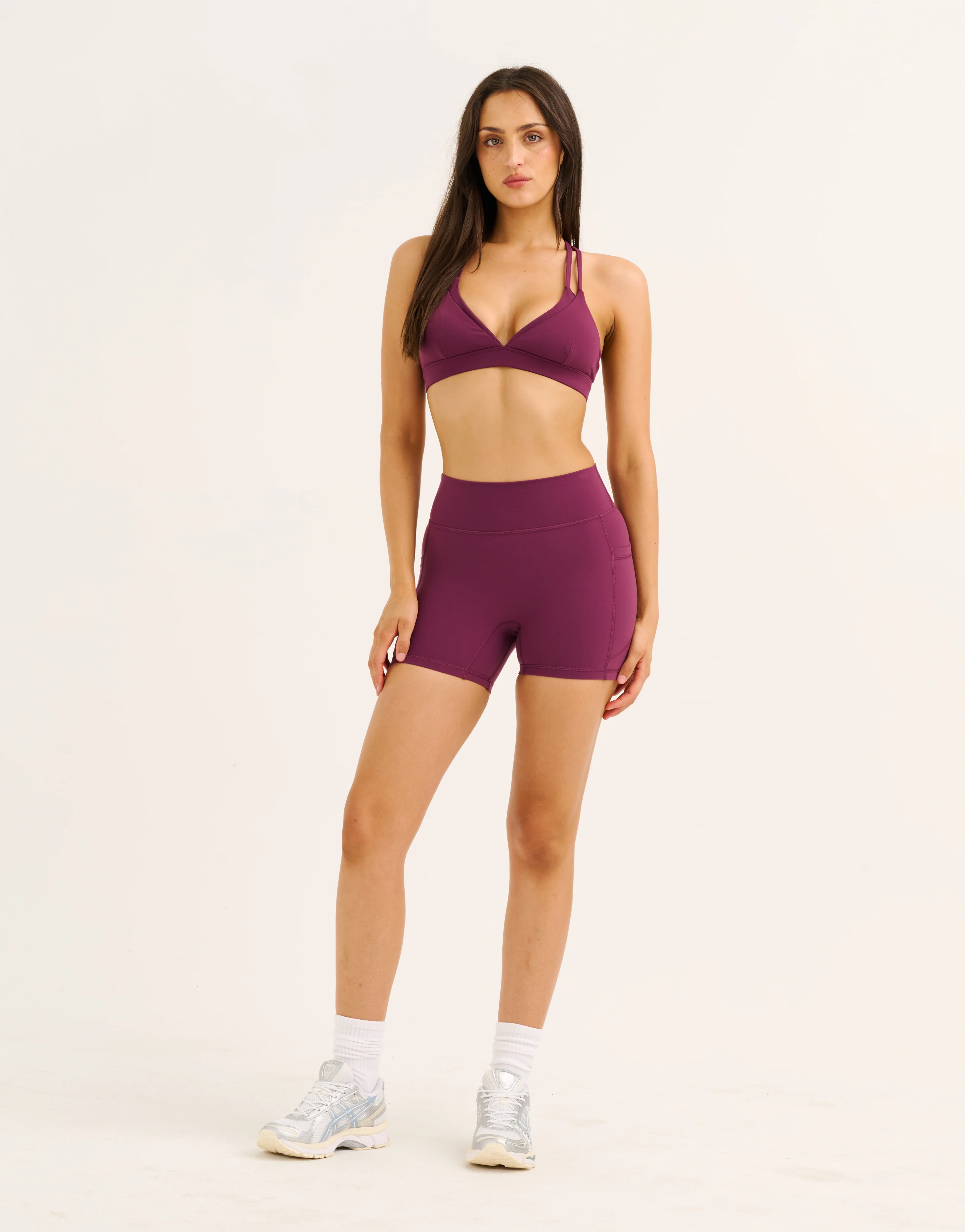 Ascend Pocket Shorts 4" - Blackberry - Image 3