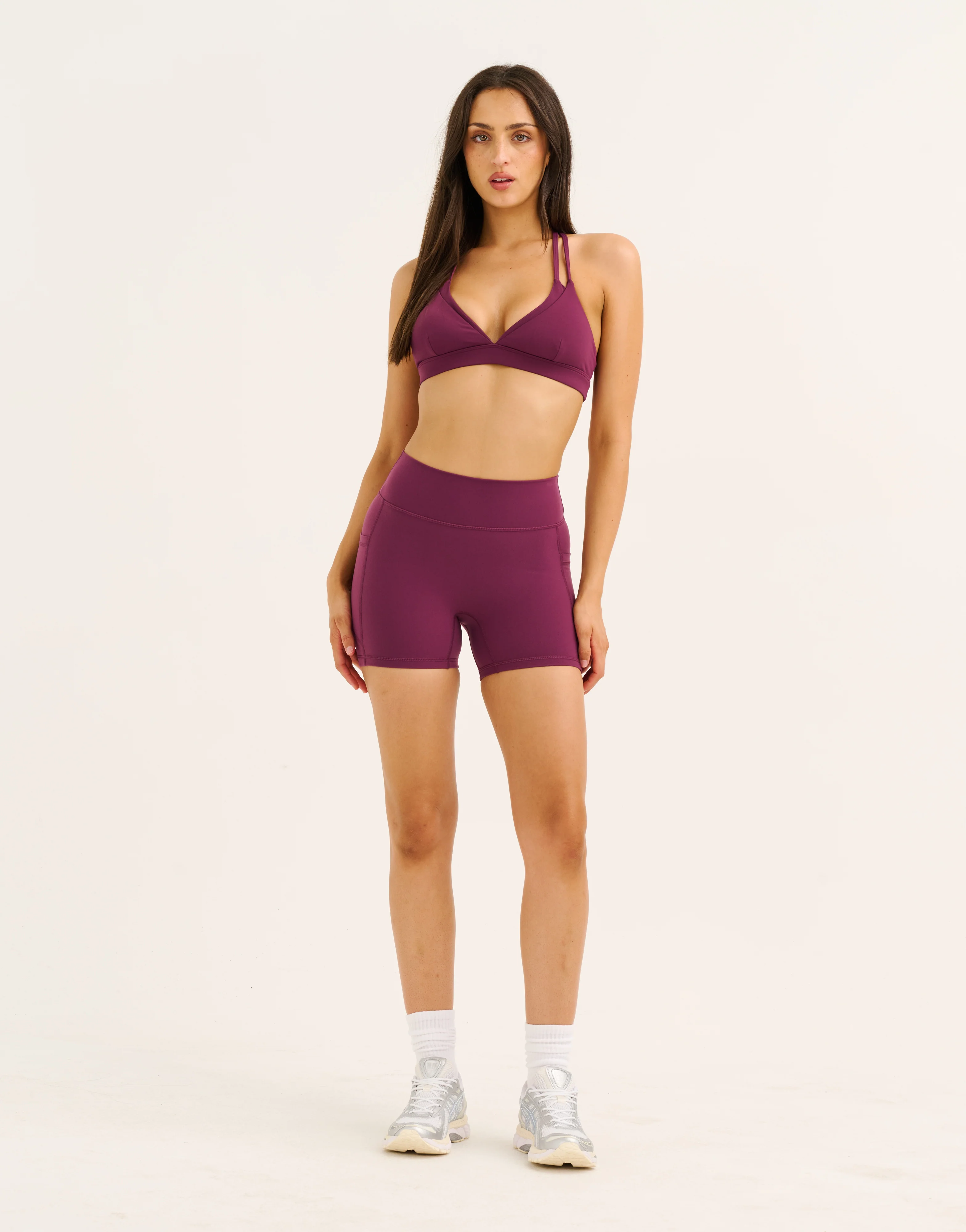 Ascend Pocket Shorts 4" - Blackberry - Image 4