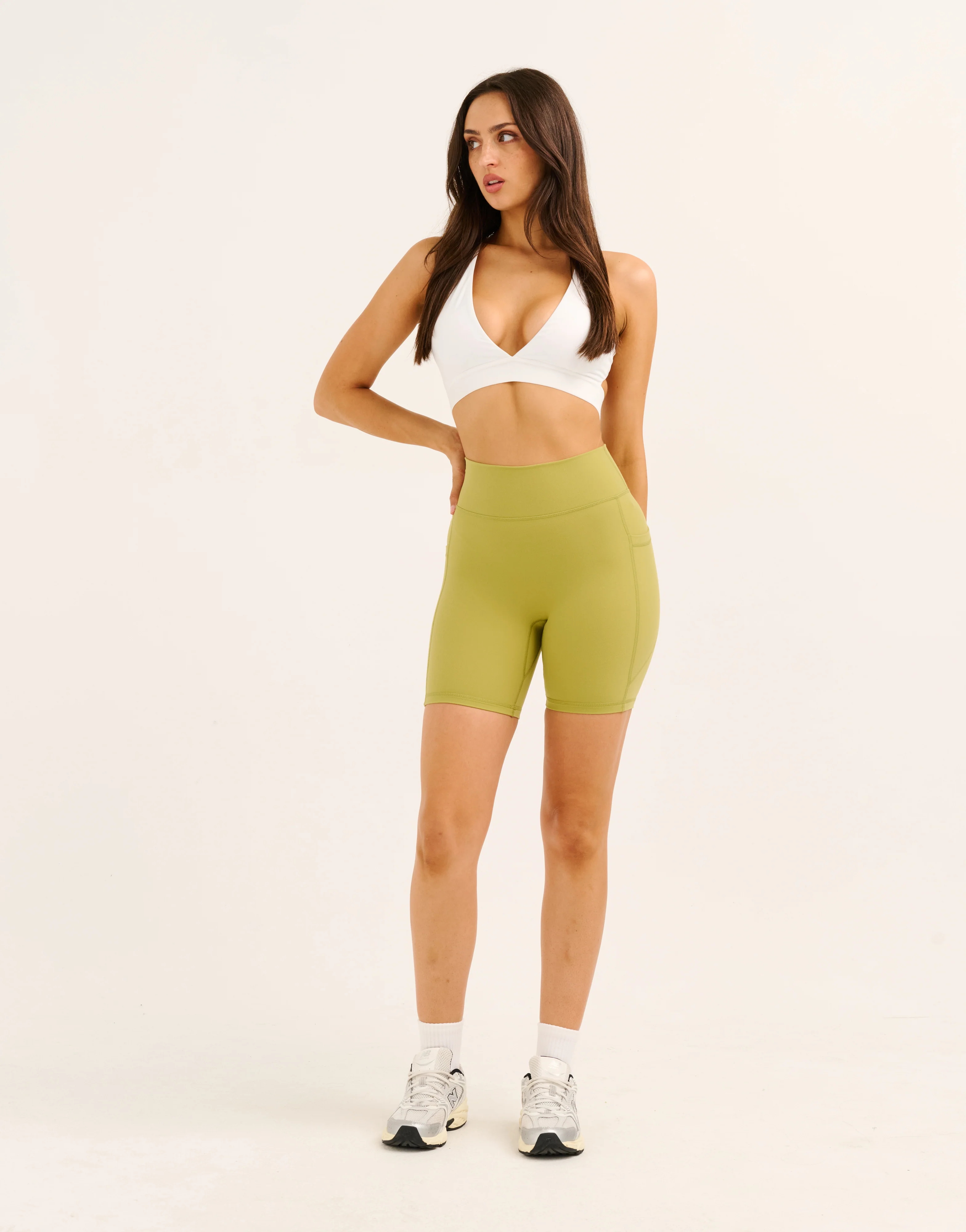 Ascend Pocket Shorts 6" - Olive - Image 3