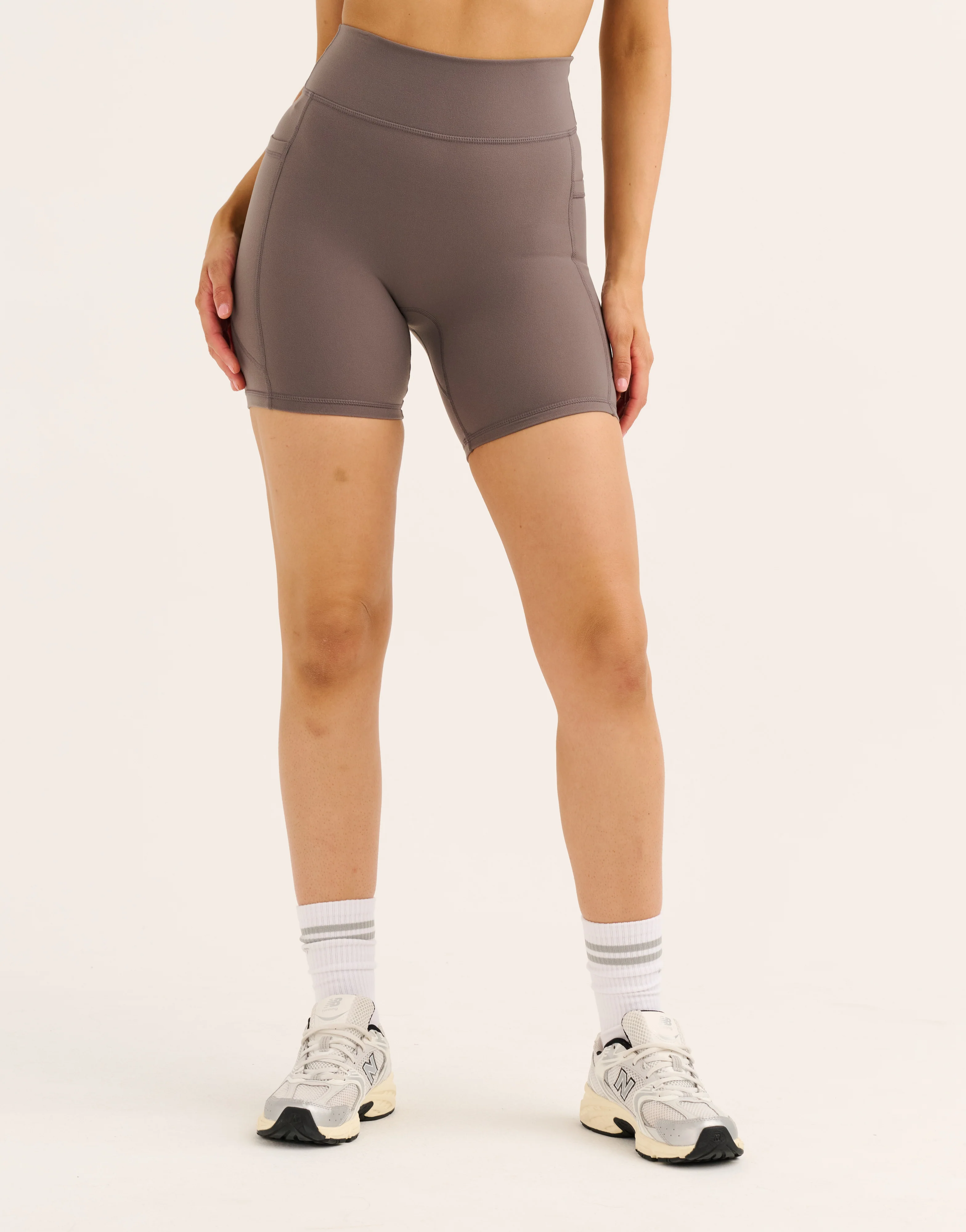 Ascend Pocket Shorts 6" - Slate Grey - Image 6
