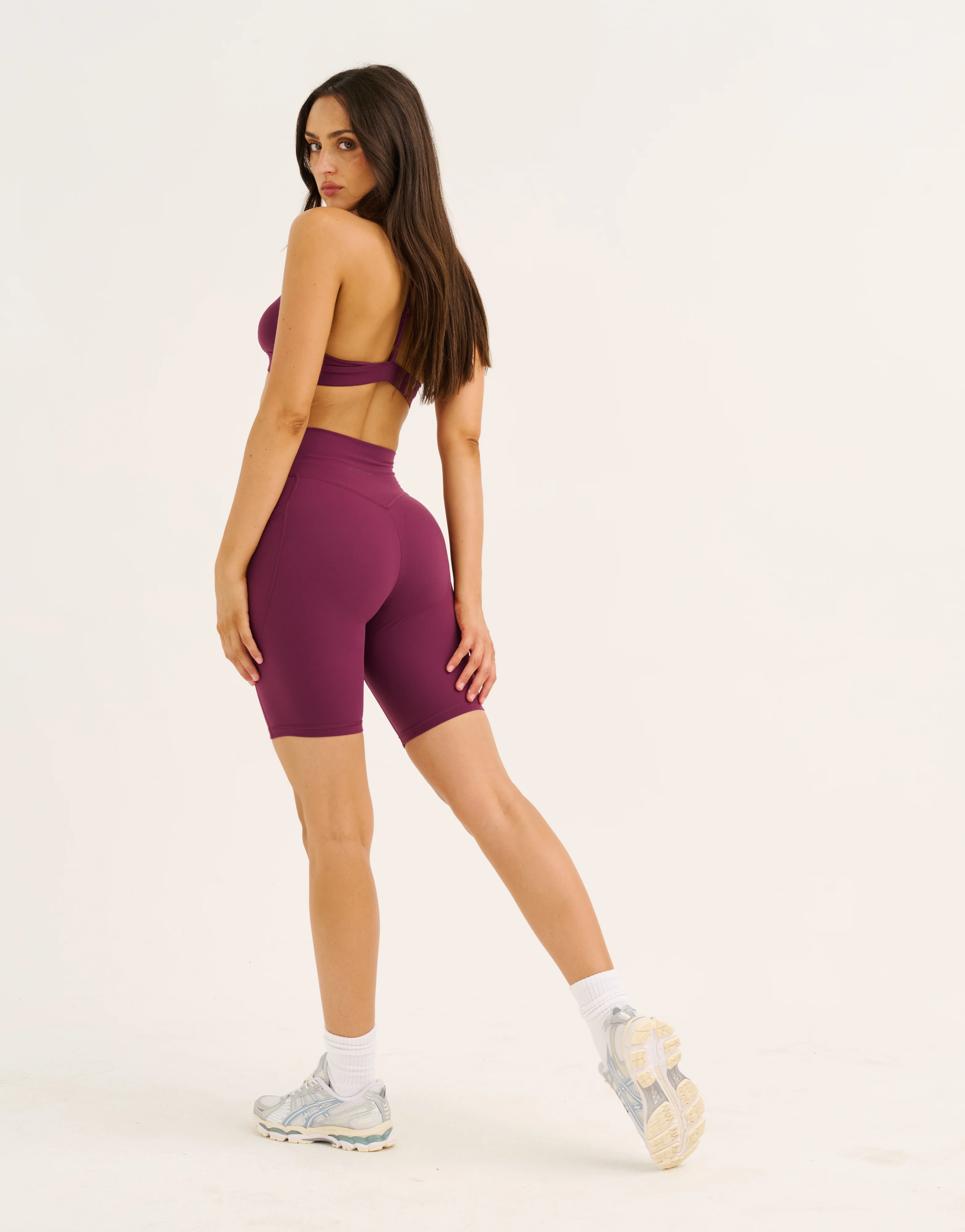 Ascend Pocket Shorts 8" - Blackberry - Image 15