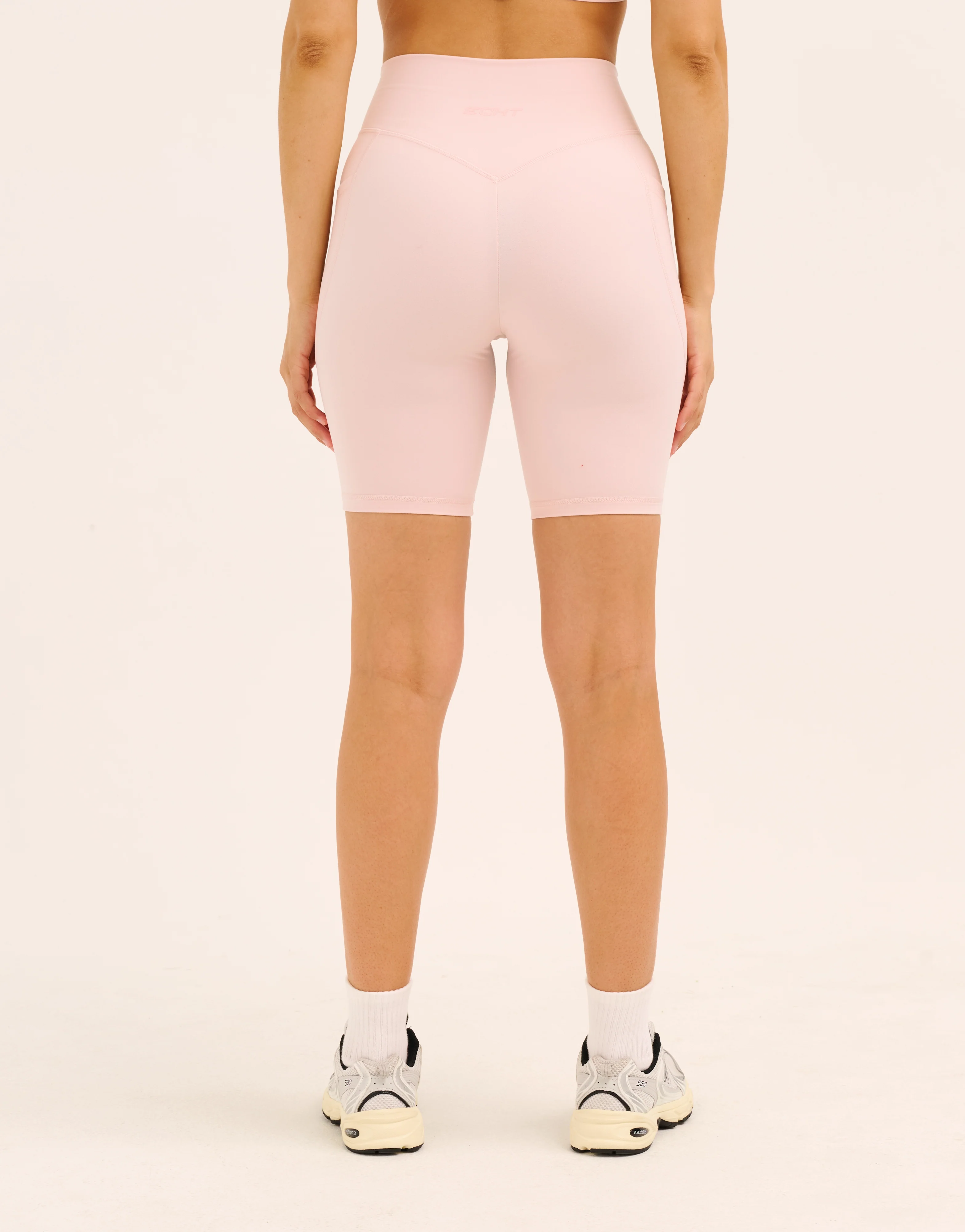 Ascend Pocket Shorts 8" - Mauve - Image 11