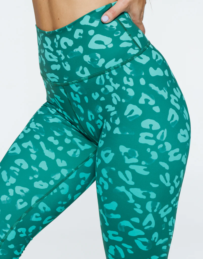 Avant Scrunch Leggings - Emerald Green - Image 9