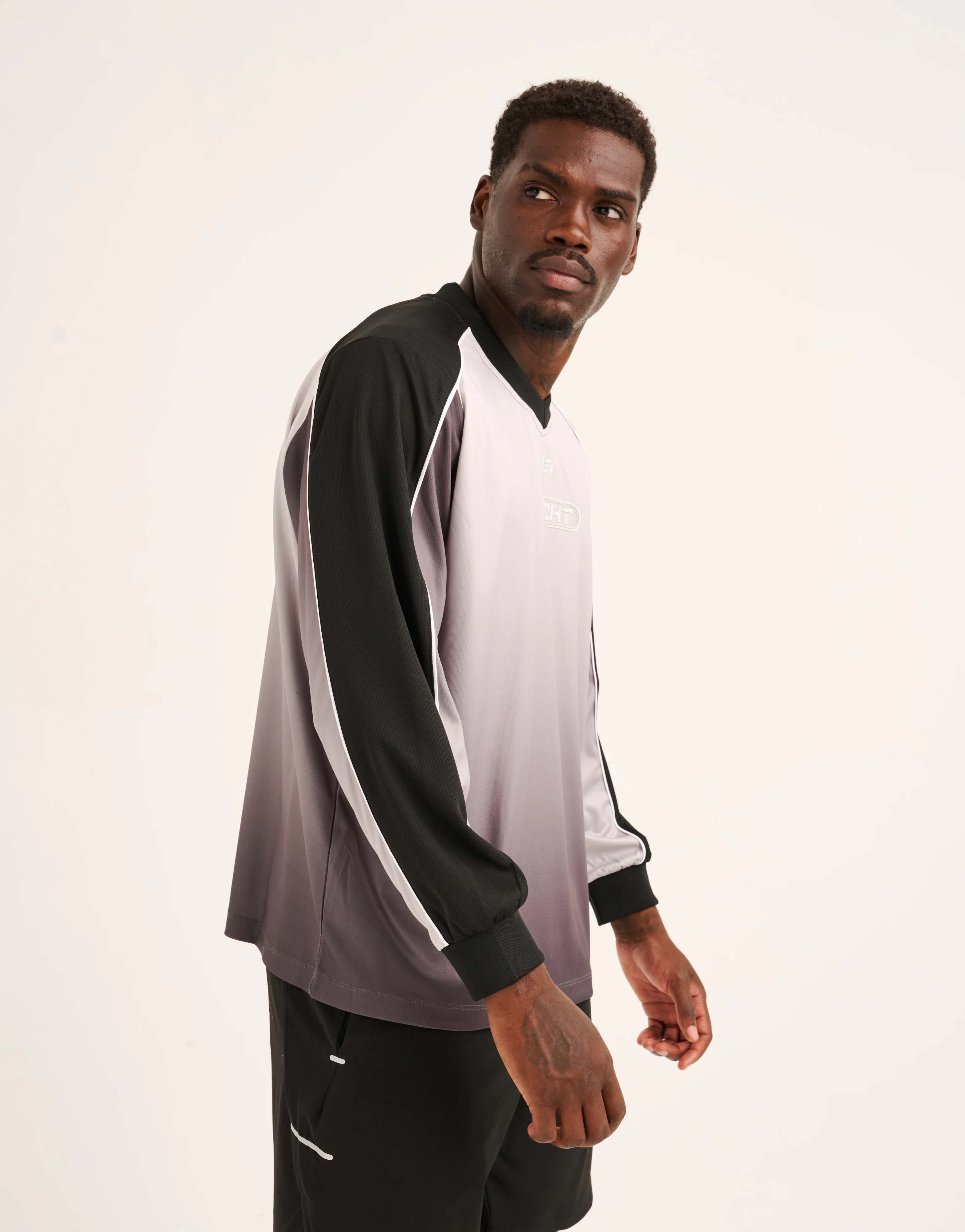 Club Gradient Long Sleeve - Black - Image 10