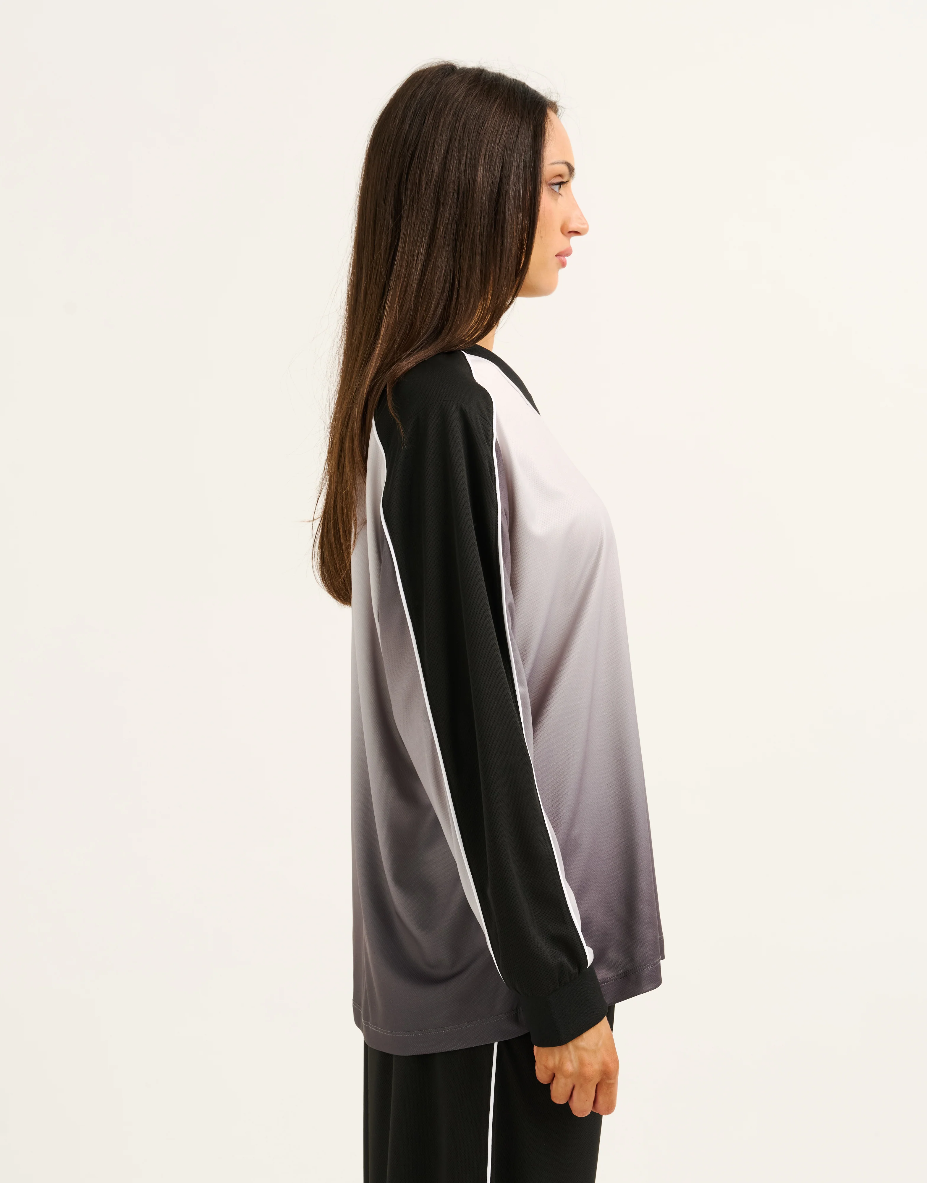 Club Gradient Long Sleeve - Black - Image 11