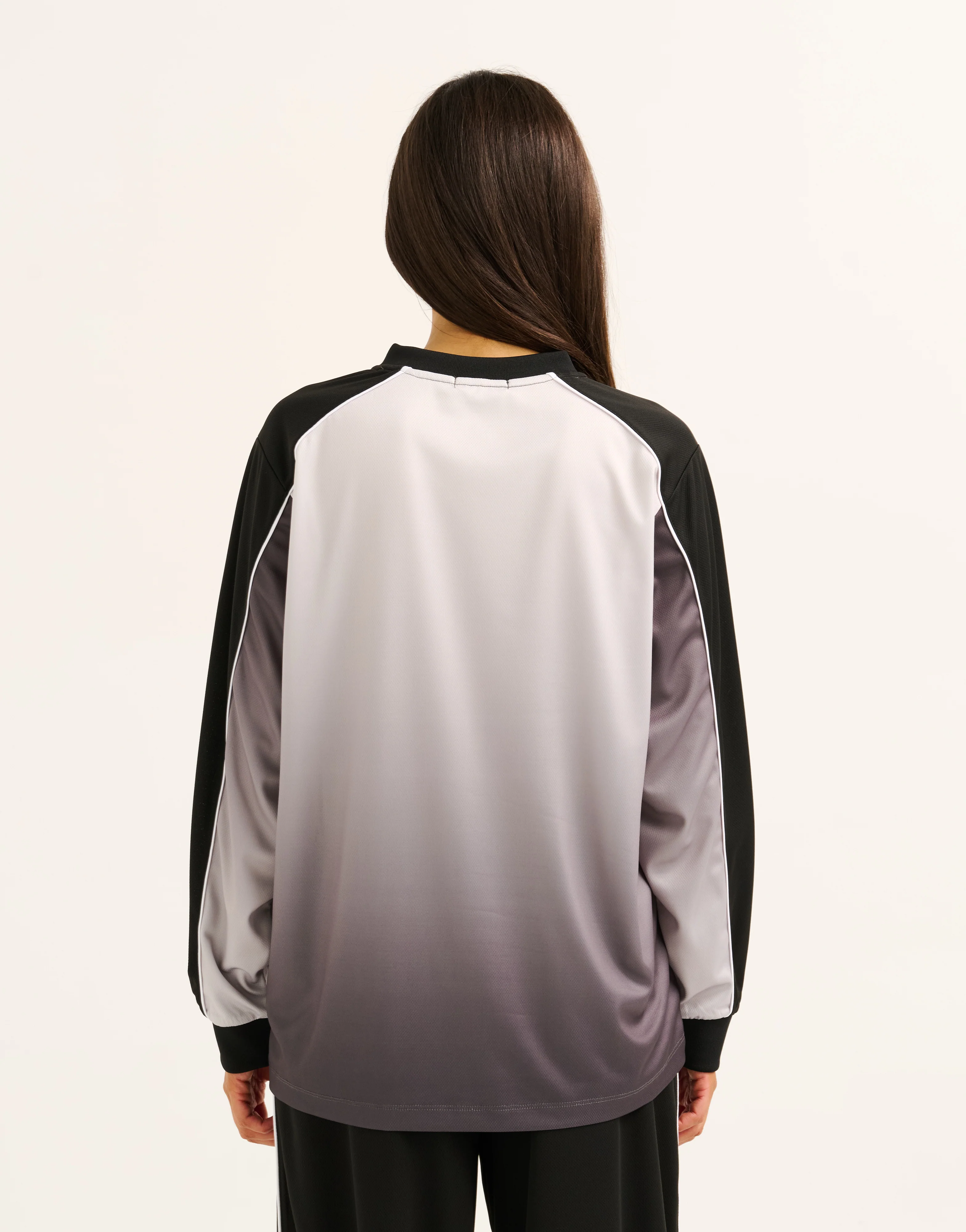Club Gradient Long Sleeve - Black - Image 12