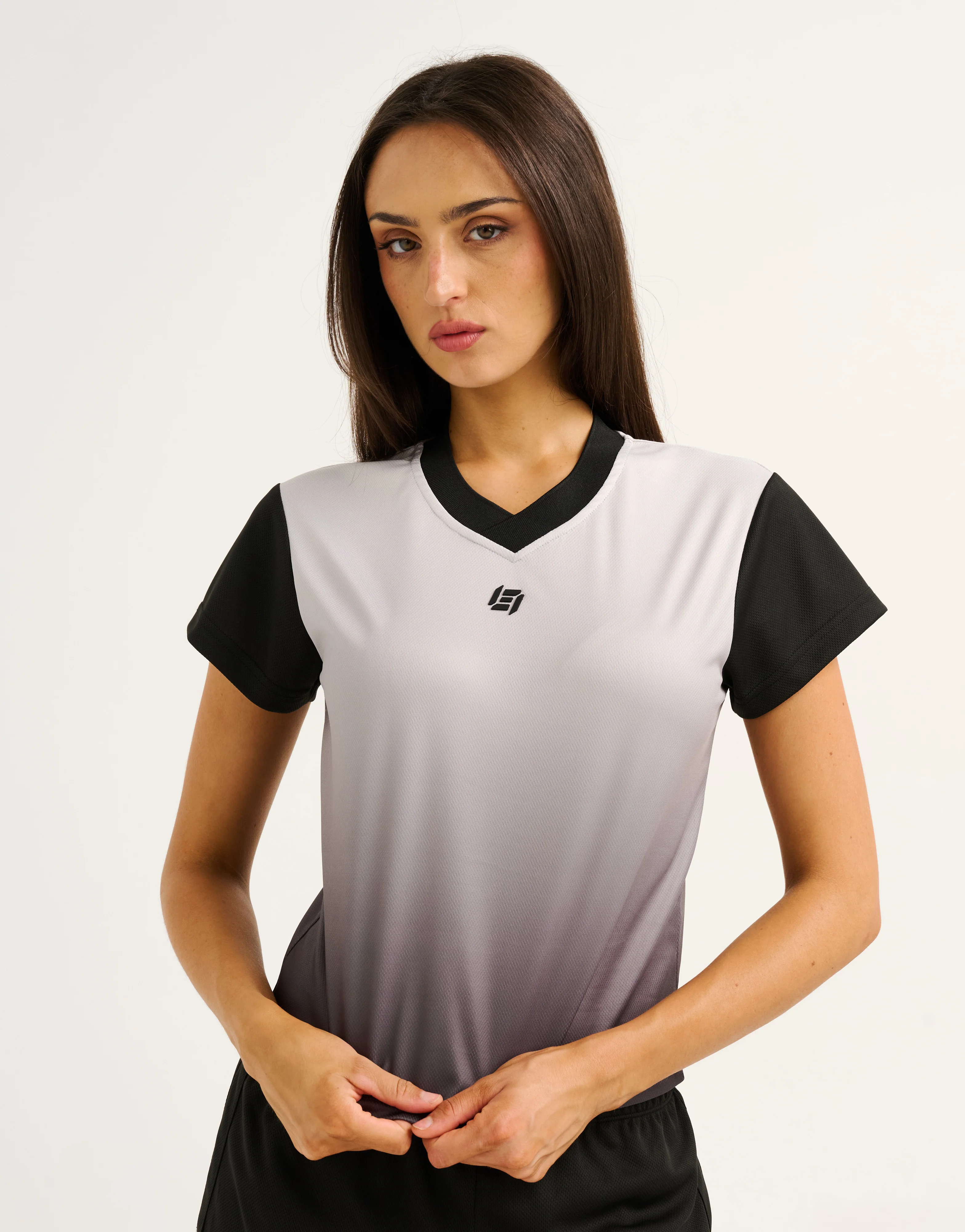 Club V Neck Crop Tee - Black - Image 5