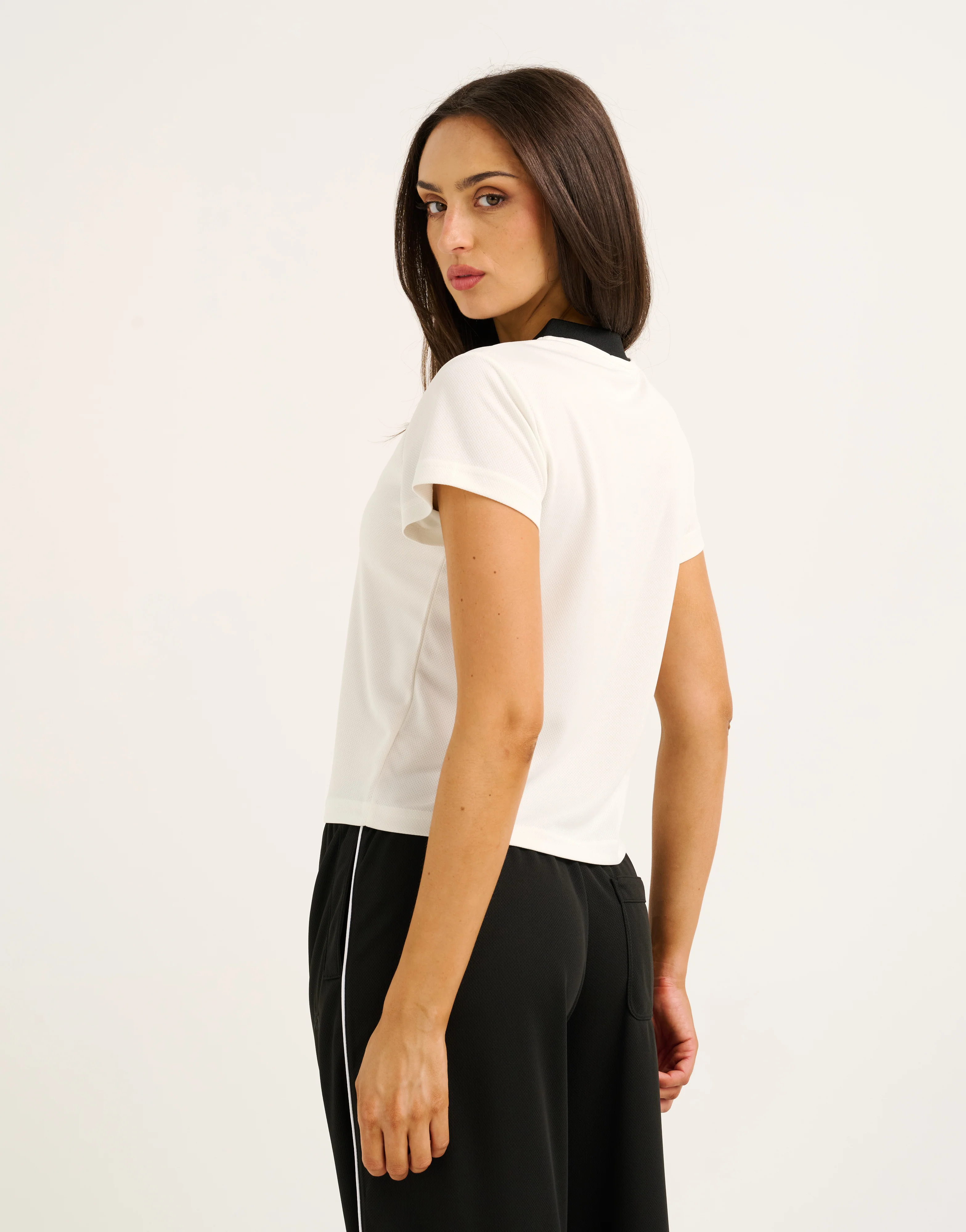 Club V Neck Crop Tee - White - Image 13