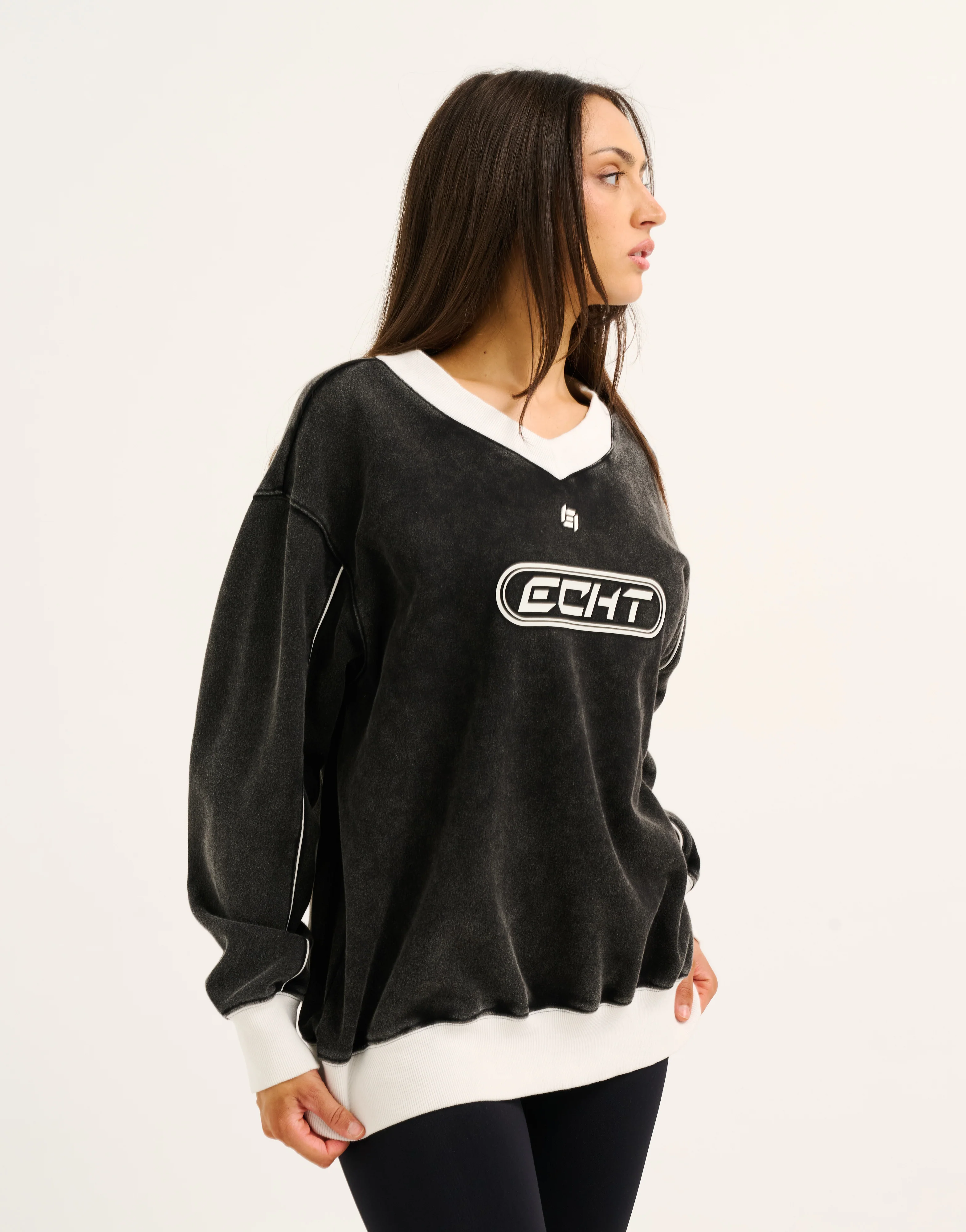 Club V Neck Sweatshirt - Black - Image 7