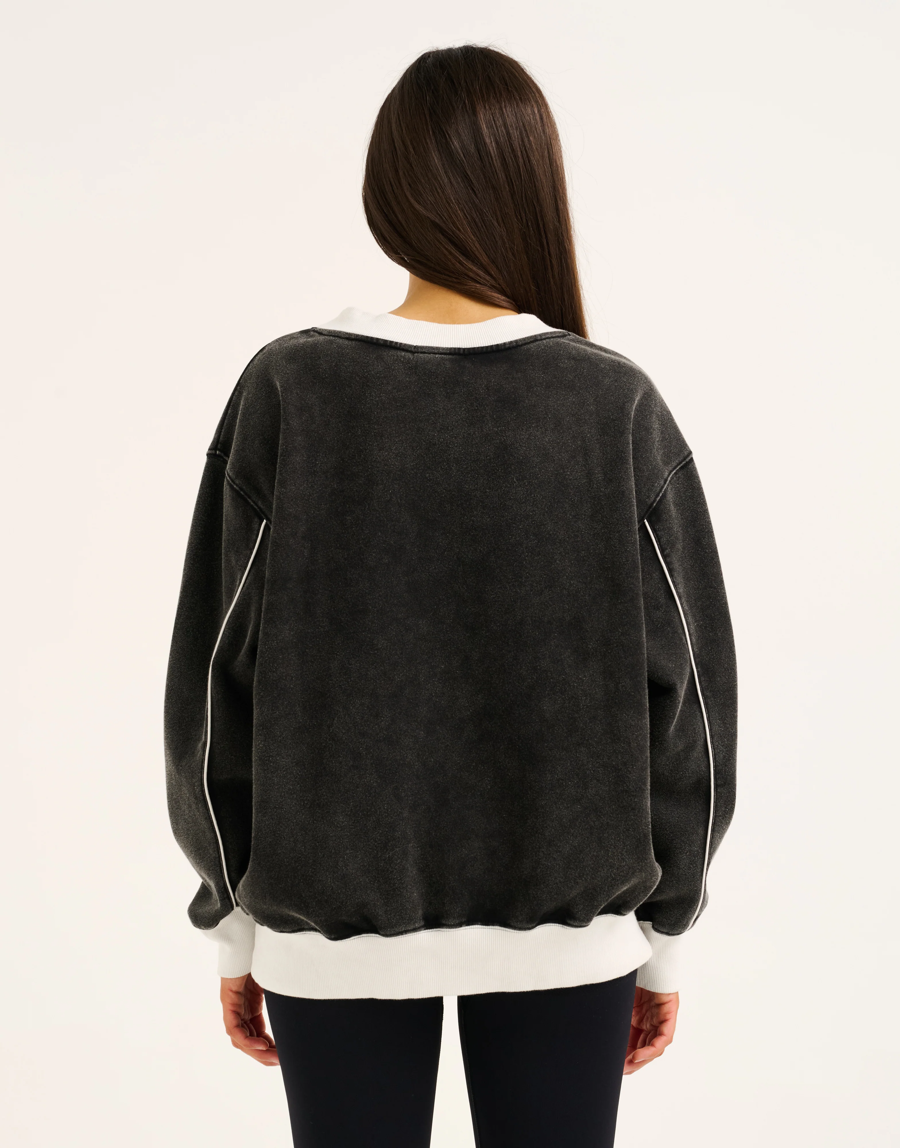 Club V Neck Sweatshirt - Black - Image 9